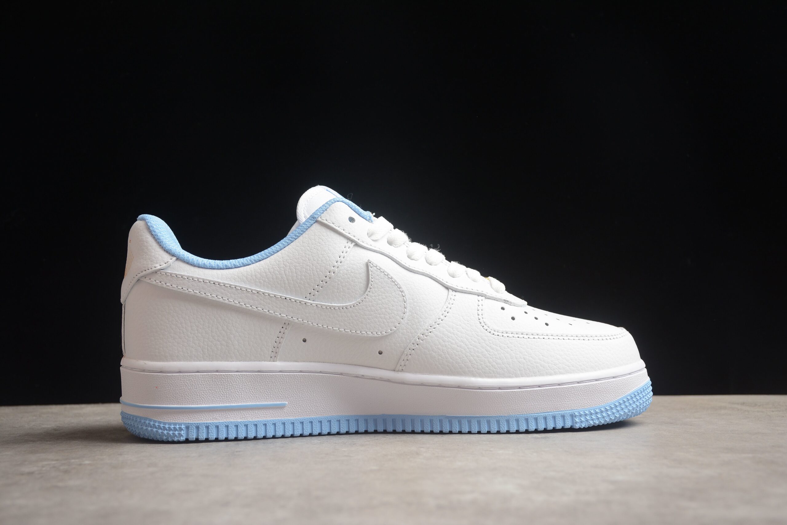 Nk Air Force 1'07 Low 40 DD1225-003