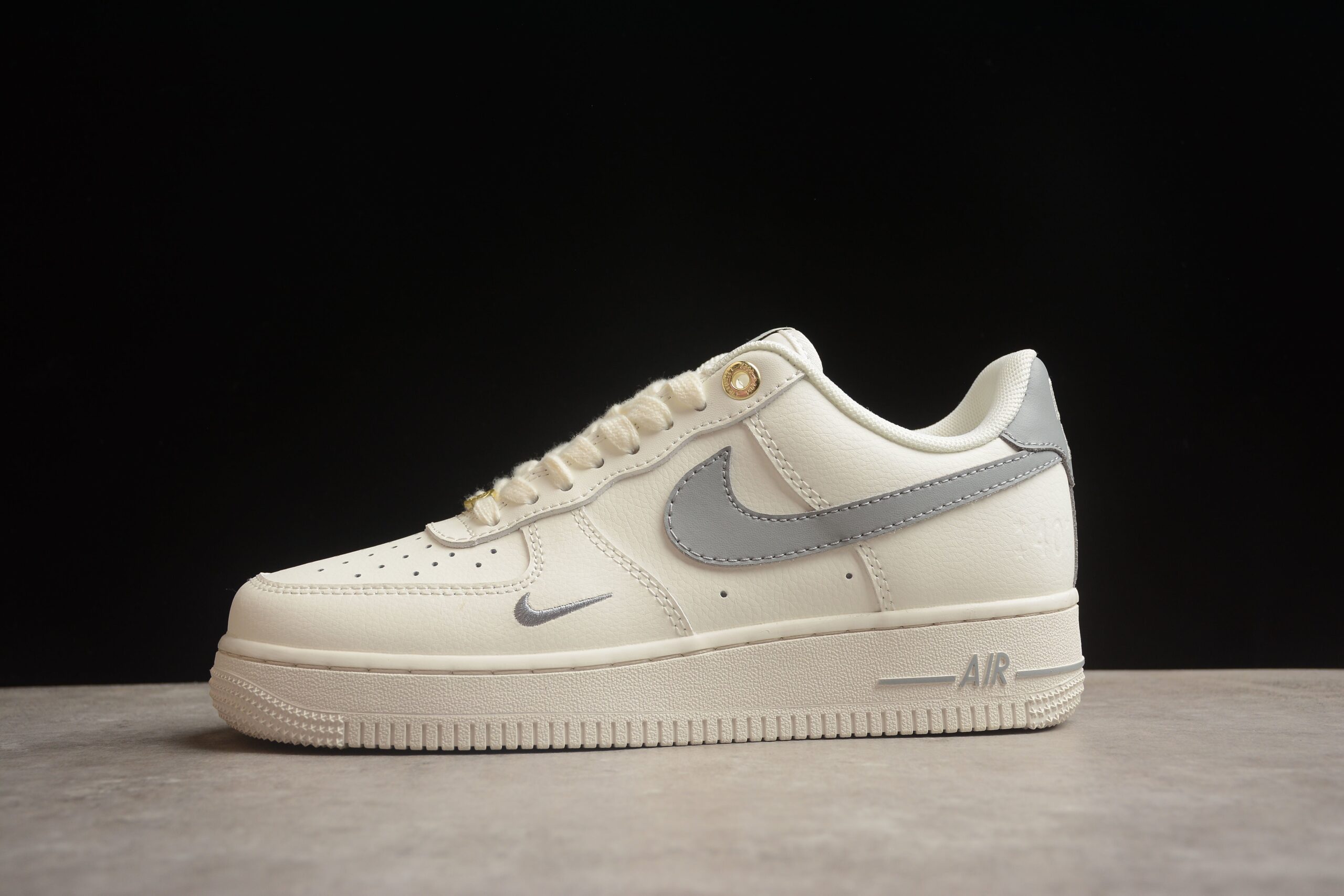 Nk Air Force 1'07 Low 40 DQ7658-106 - Image 2