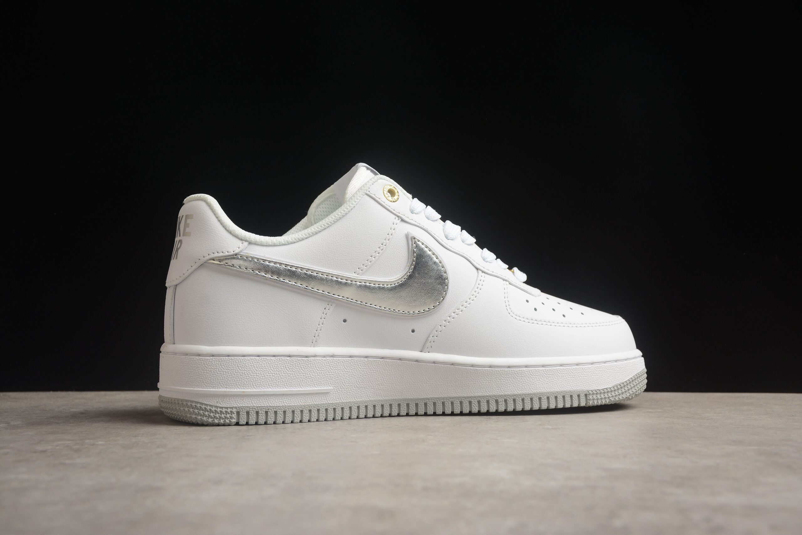 Nk Air Force 1'07 Low 40 XP9688-760