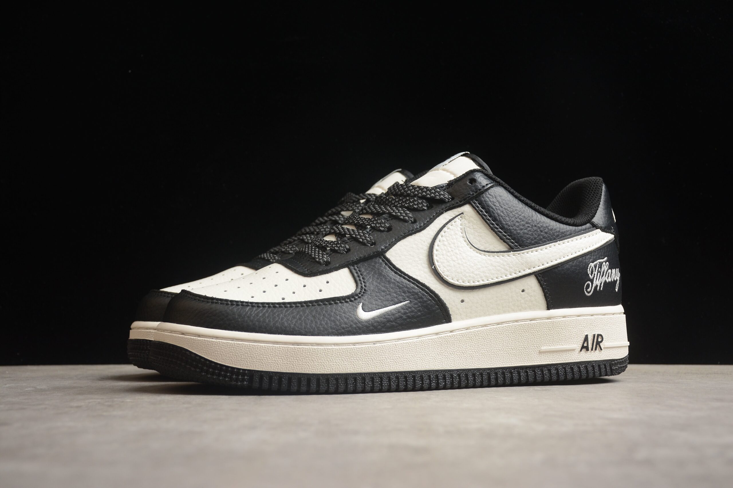 Nk Air Force 1'07 Low AE1686-003 - Image 4