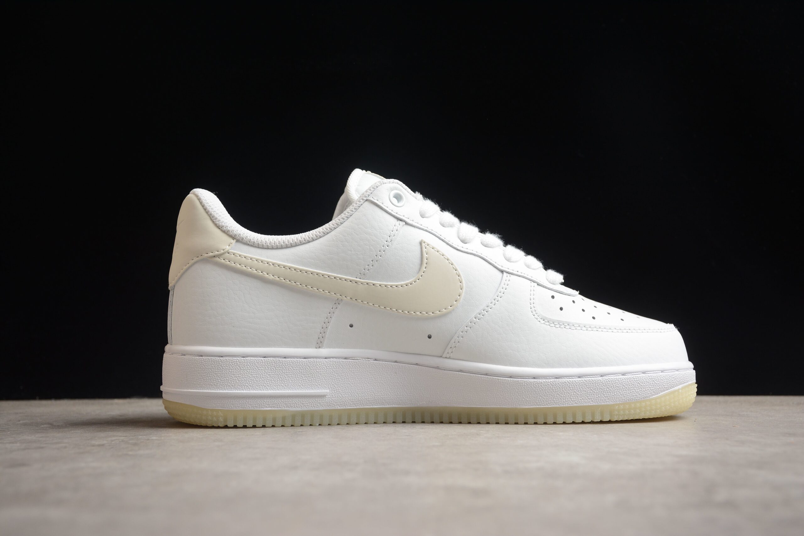 Nk Air Force 1'07 Low AO2132-101