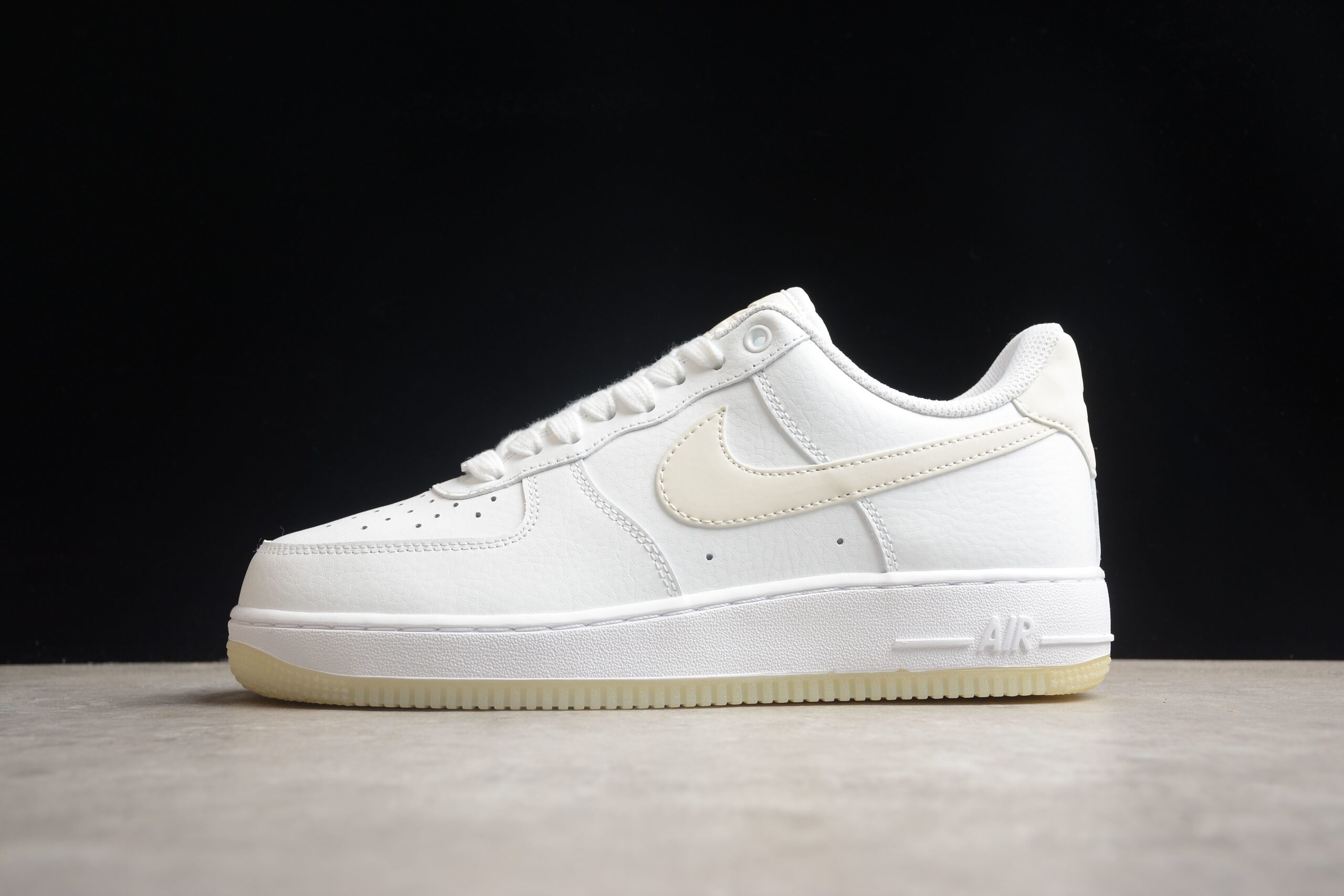 Nk Air Force 1'07 Low AO2132-101 - Image 2