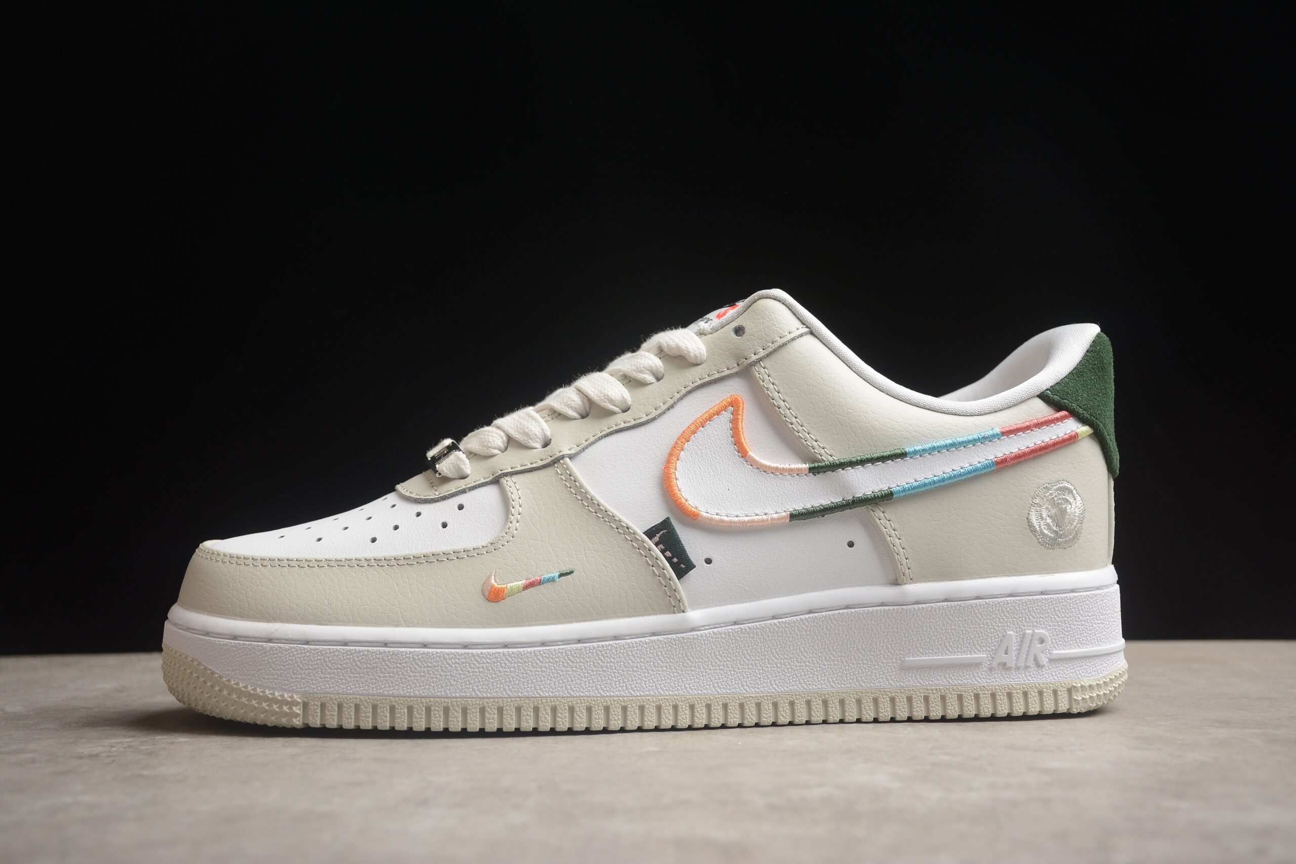 Nk Air Force 1'07 Low "All Petals United" FN8924-111 - Image 2