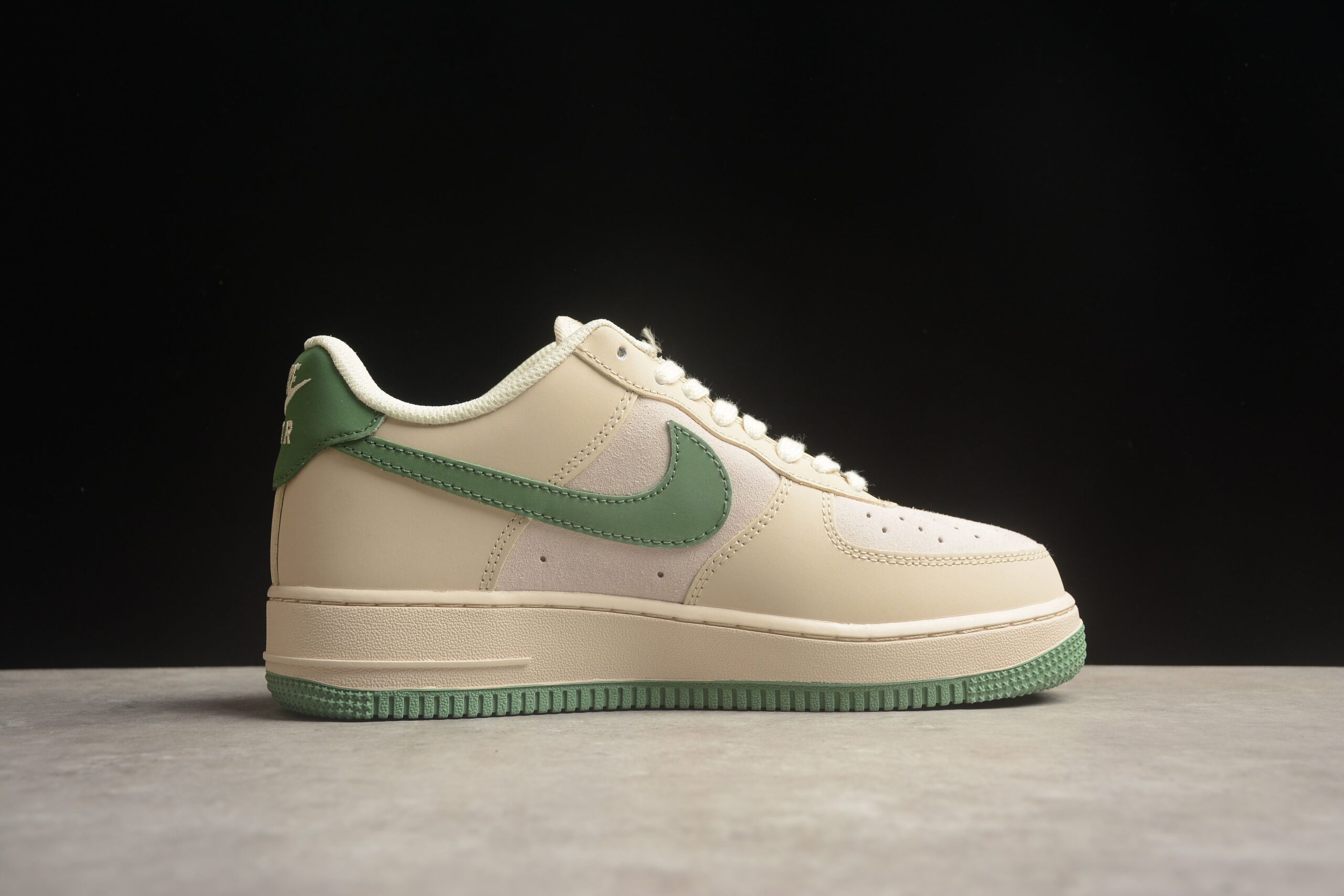 Nk Air Force 1'07 Low BS8856-821