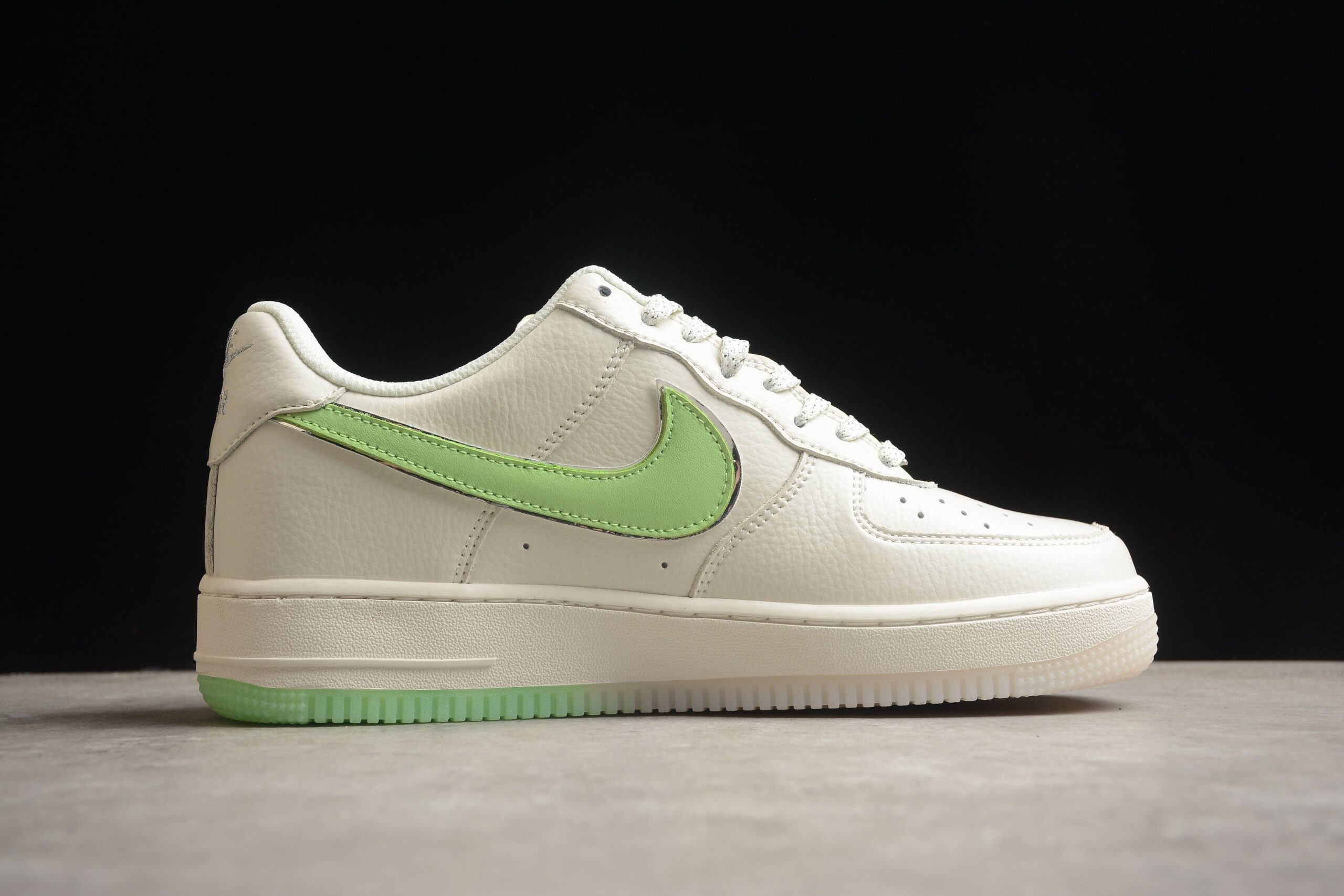 Nk Air Force 1'07 Low BS9055-731