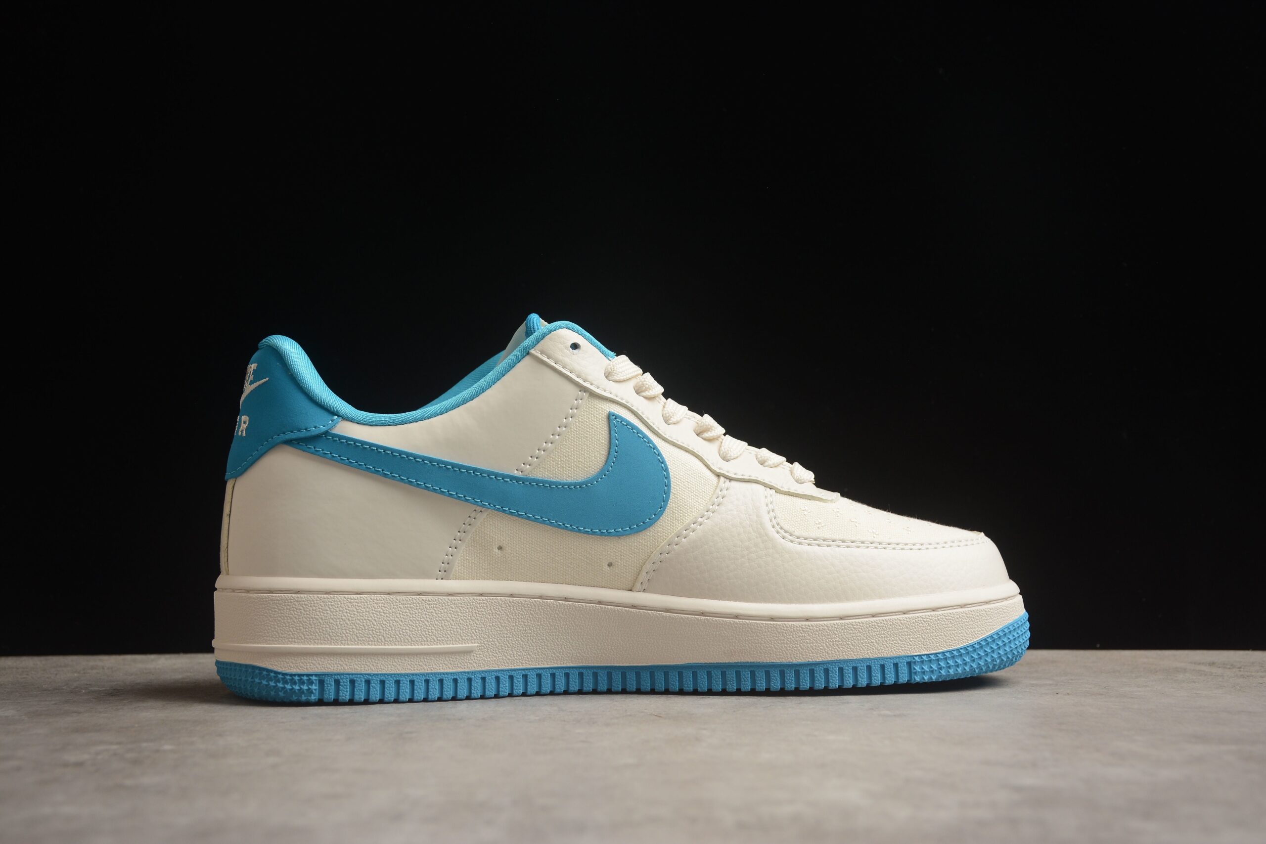 Nk Air Force 1'07 Low BS9055-750