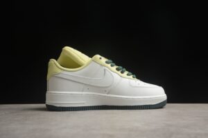 Nk Air Force 1'07 Low "Big Tongue" FB7402-100