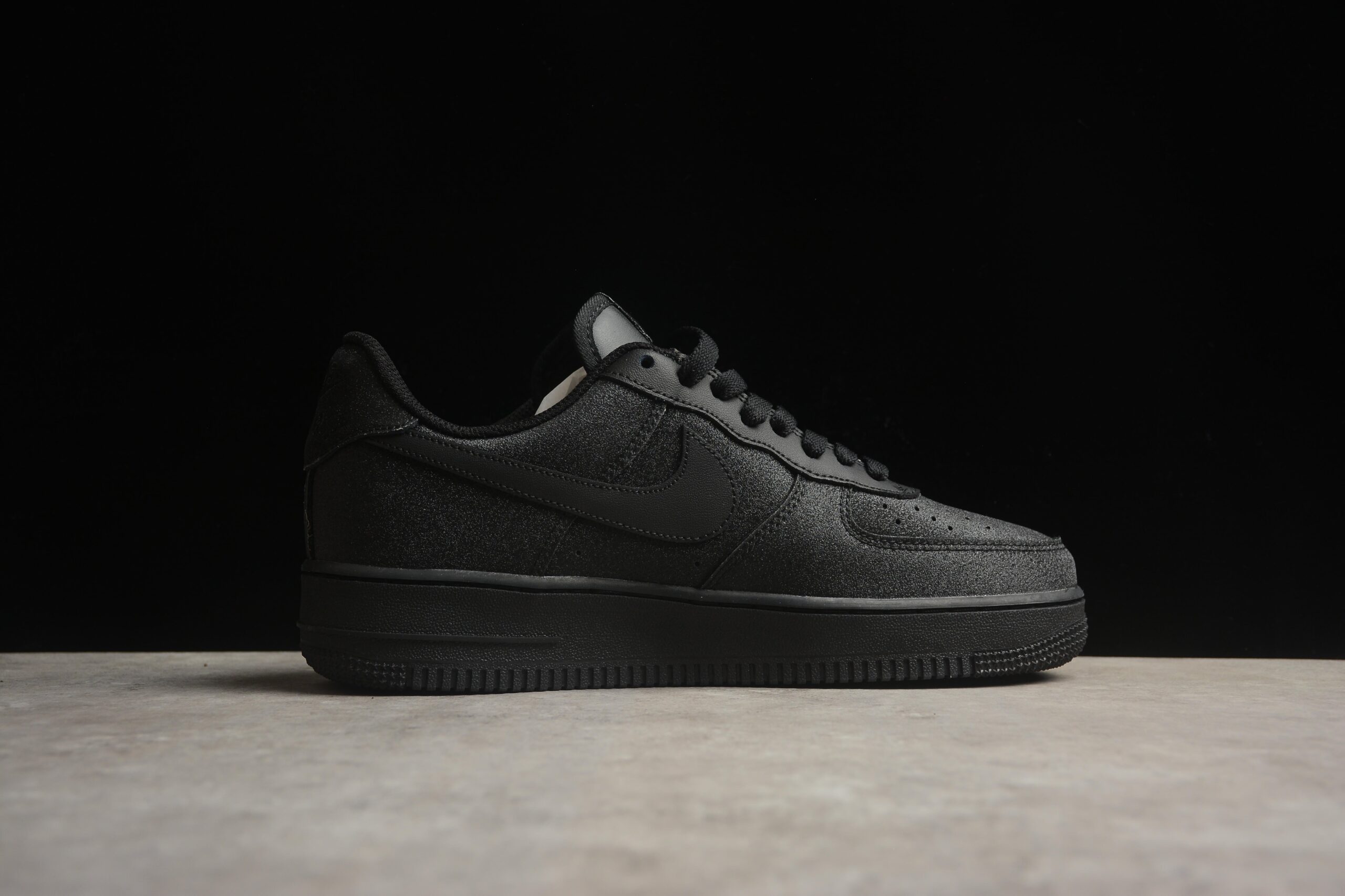 Nk Air Force 1'07 Low CW2288-010
