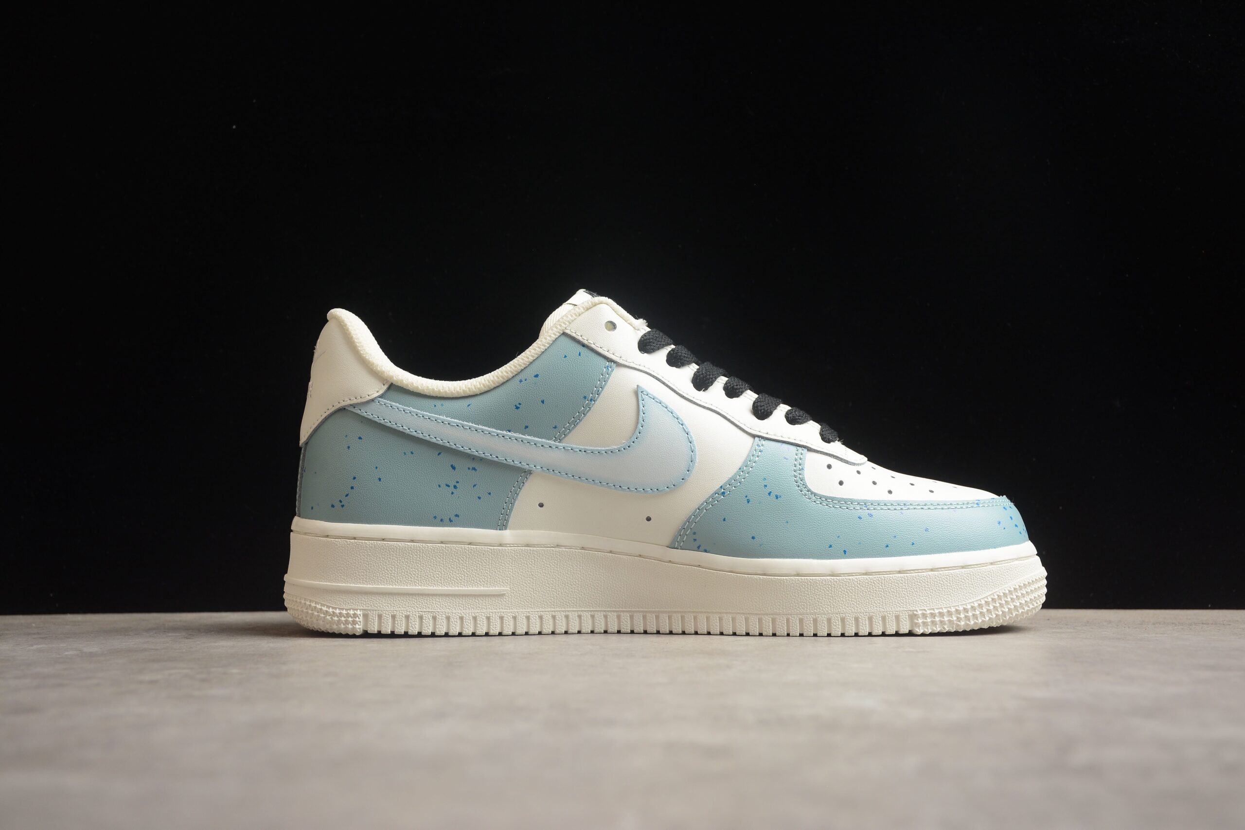 Nk Air Force 1'07 Low CW2568-033