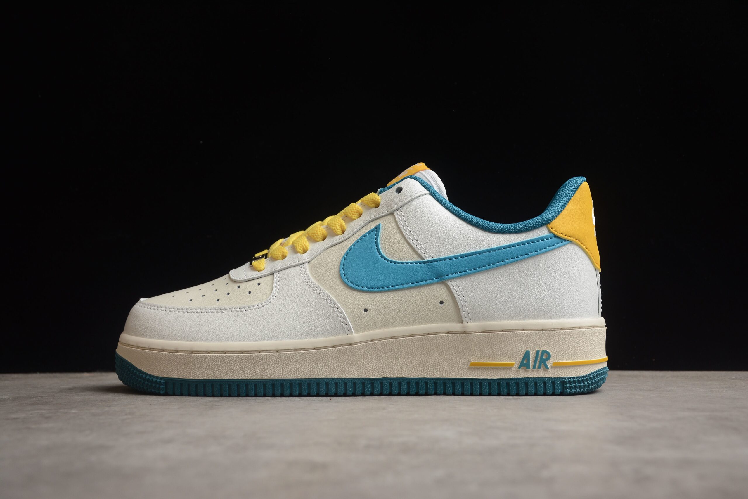 Nk Air Force 1'07 Low CW3380-203 - Image 2