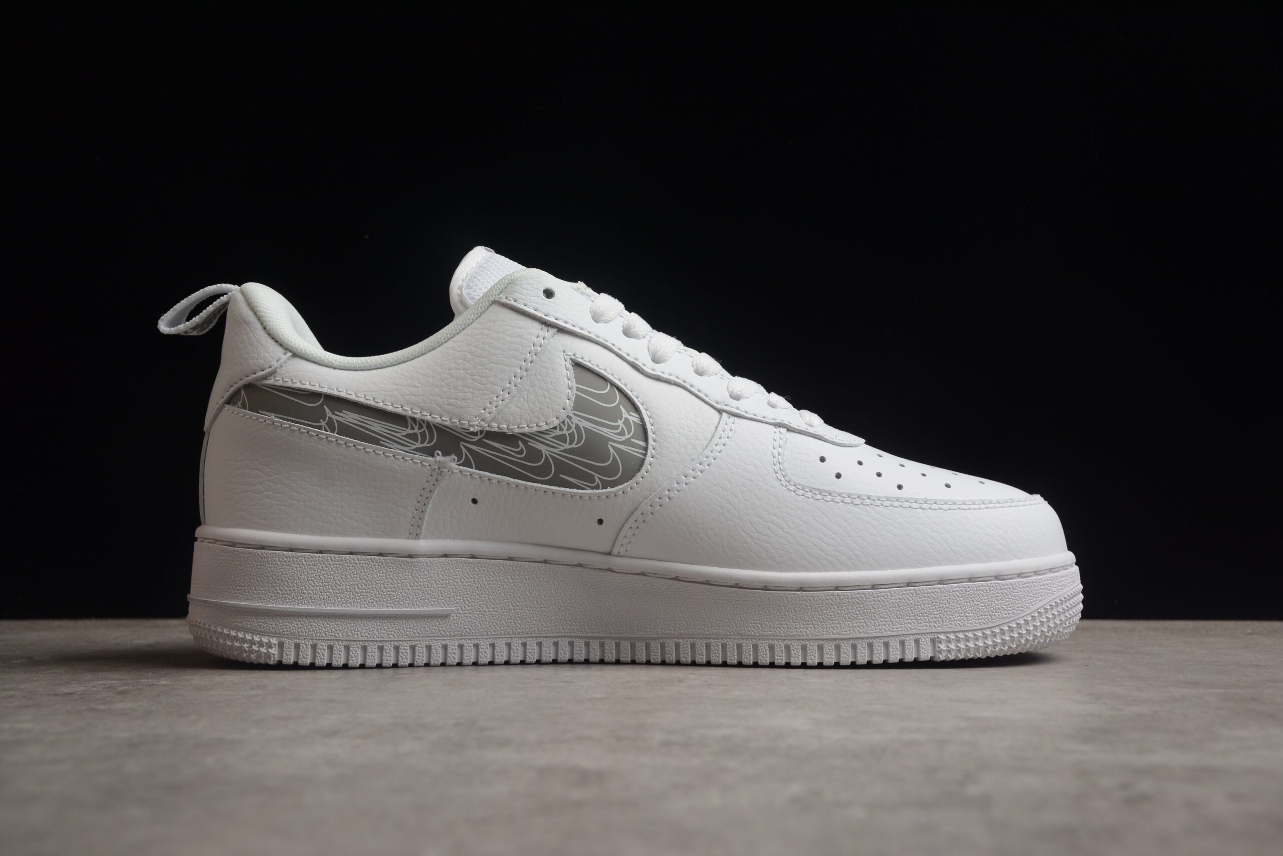 Nk Air Force 1'07 Low "Cut Out" FB8971-300