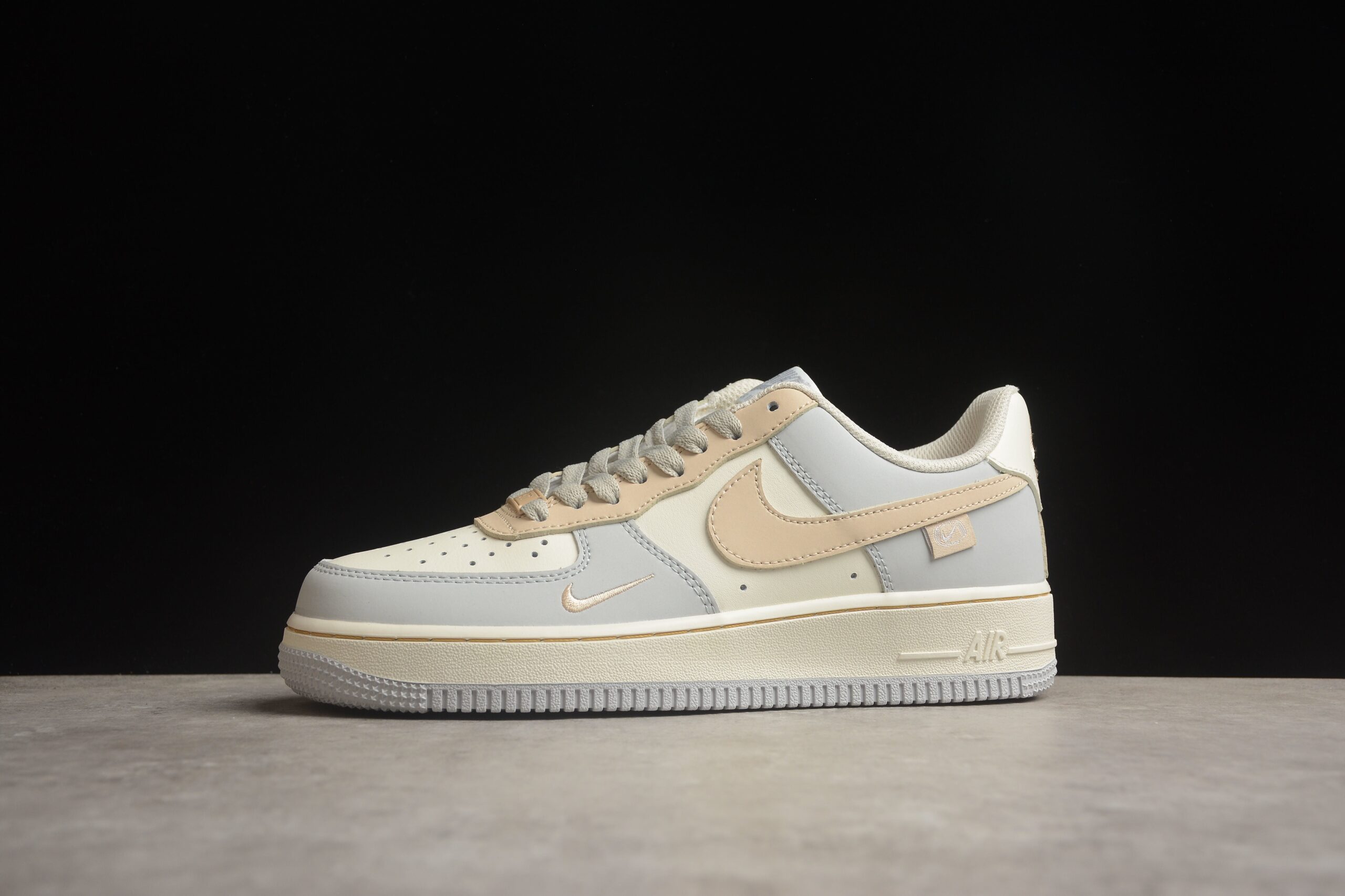 Nk Air Force 1'07 Low DB3301-111 - Image 2