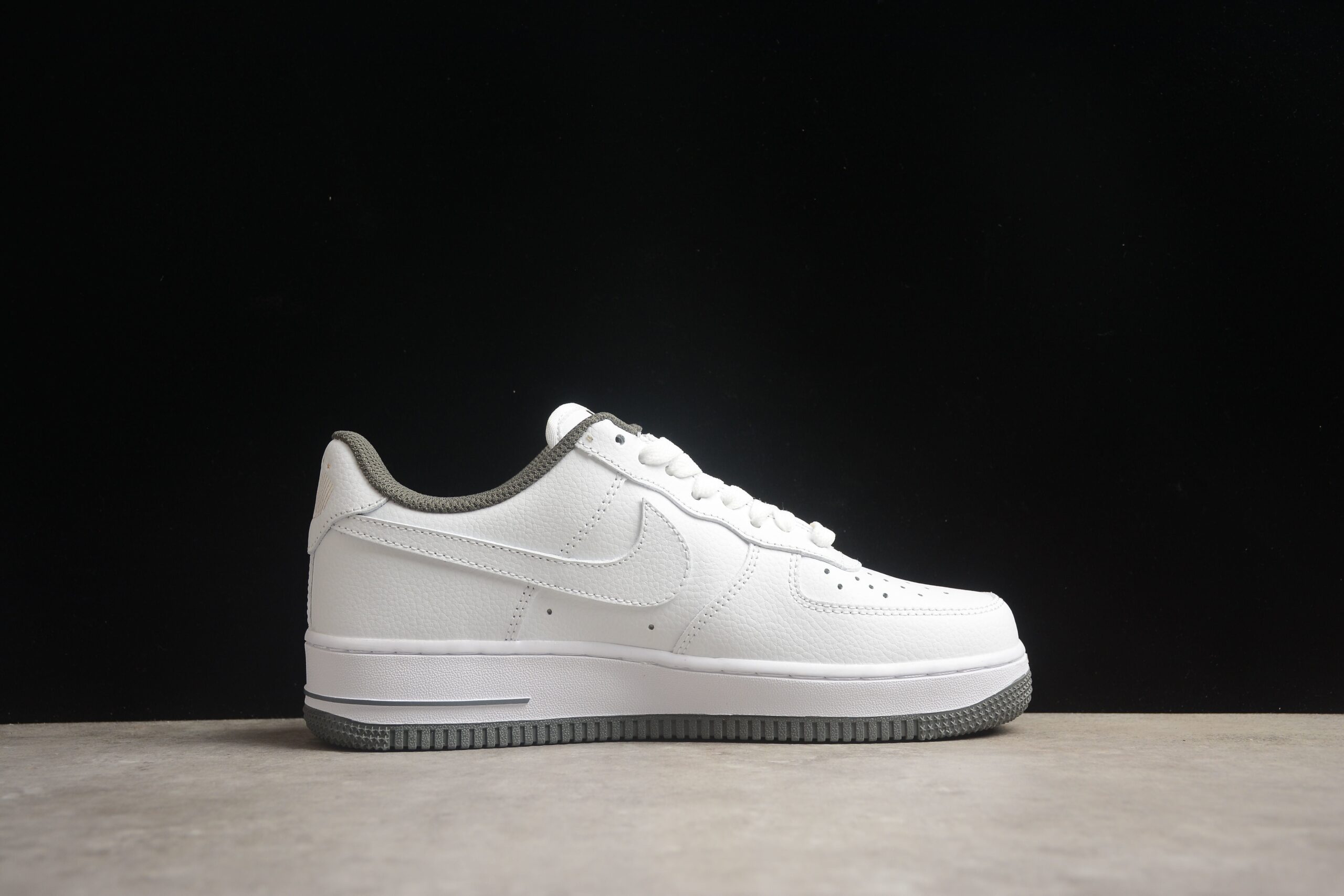 Nk Air Force 1'07 Low DD1225-008