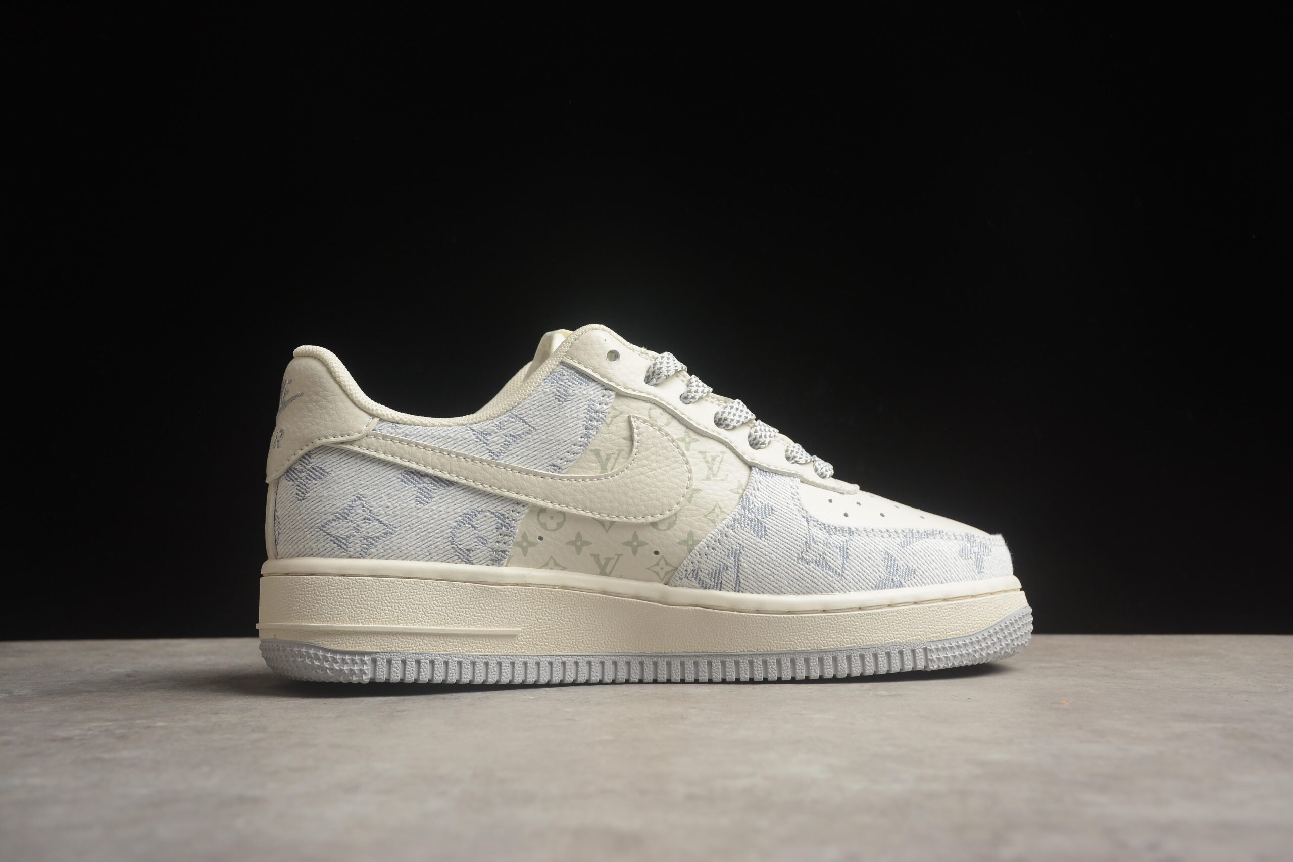 Nk Air Force 1'07 Low DD8686-200