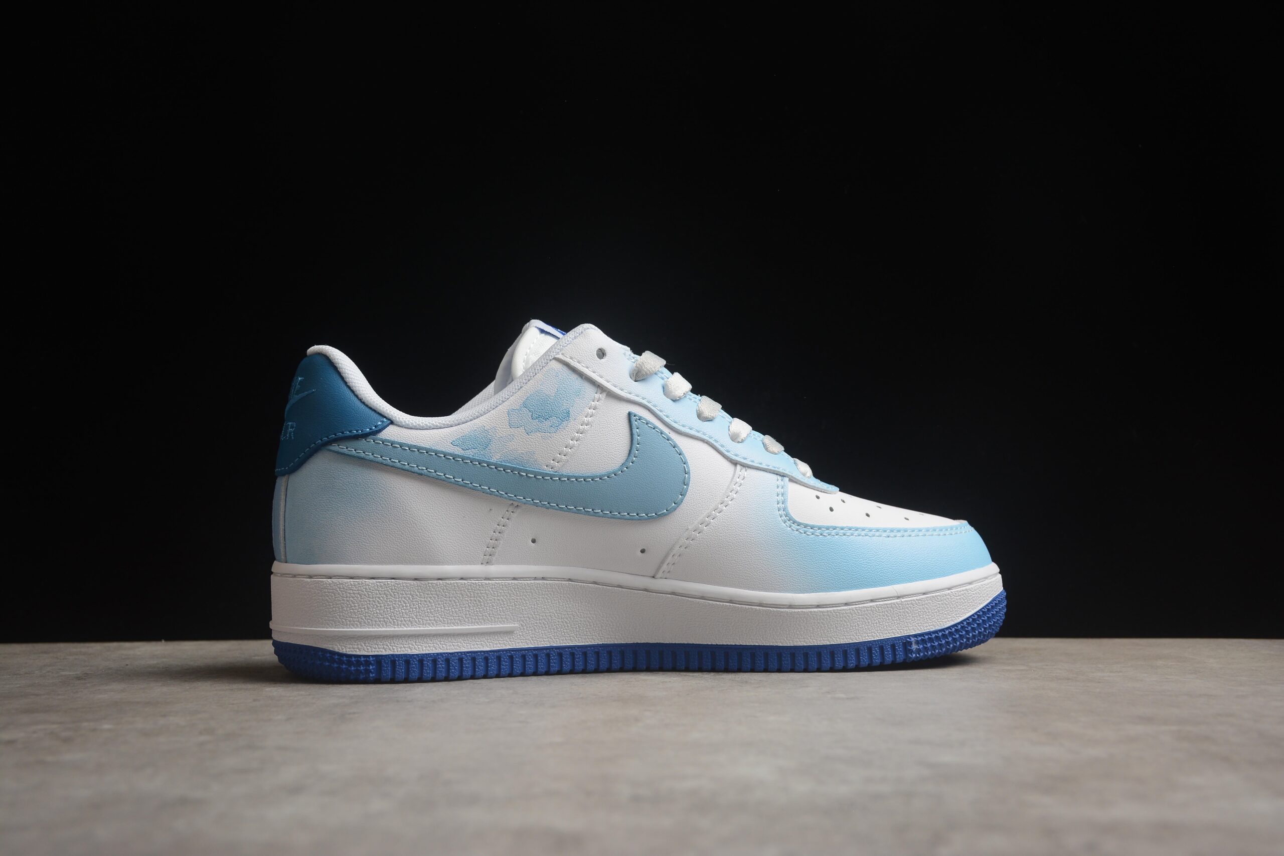 Nk Air Force 1'07 Low DV0813-104