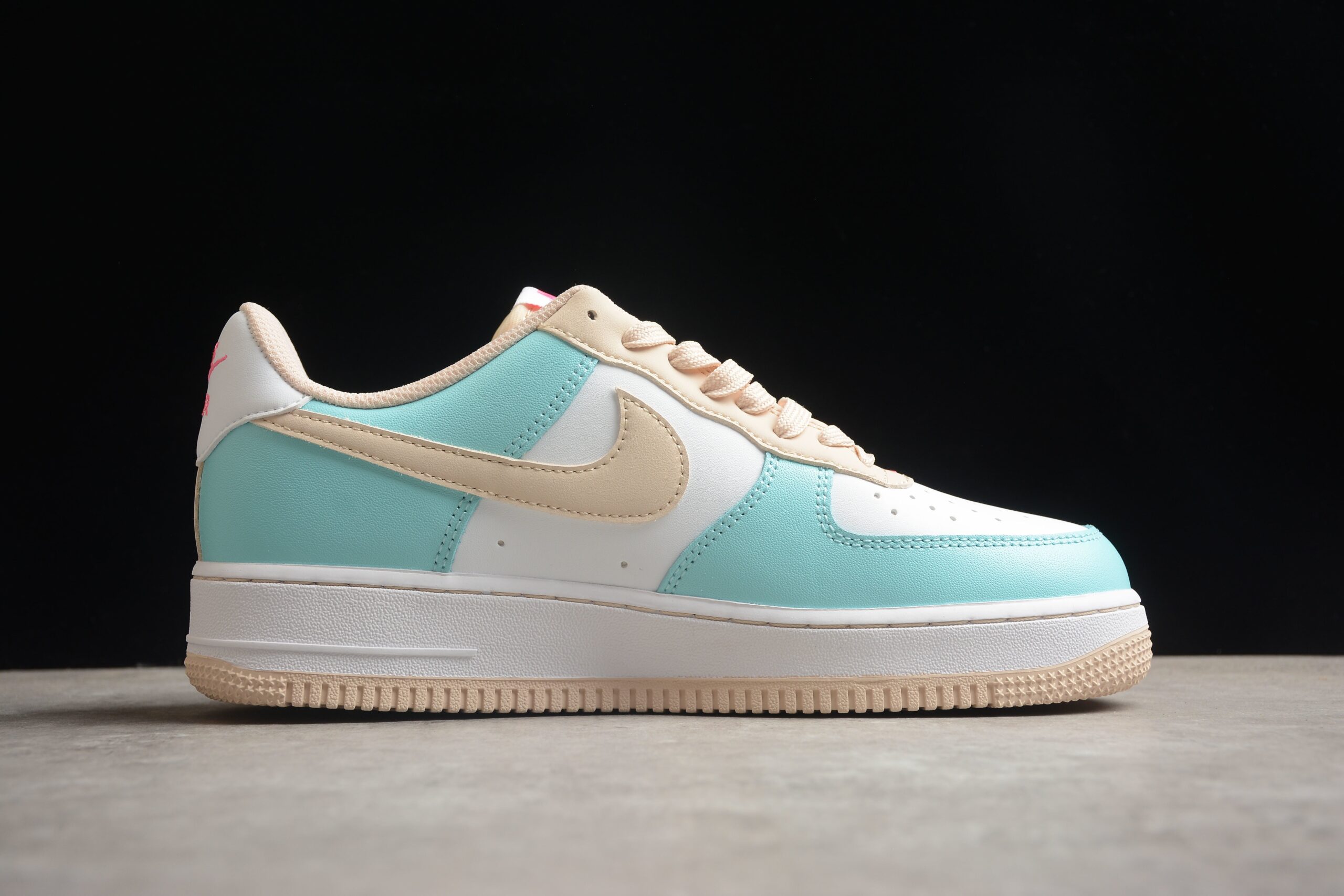 Nk Air Force 1'07 Low DX3727-101