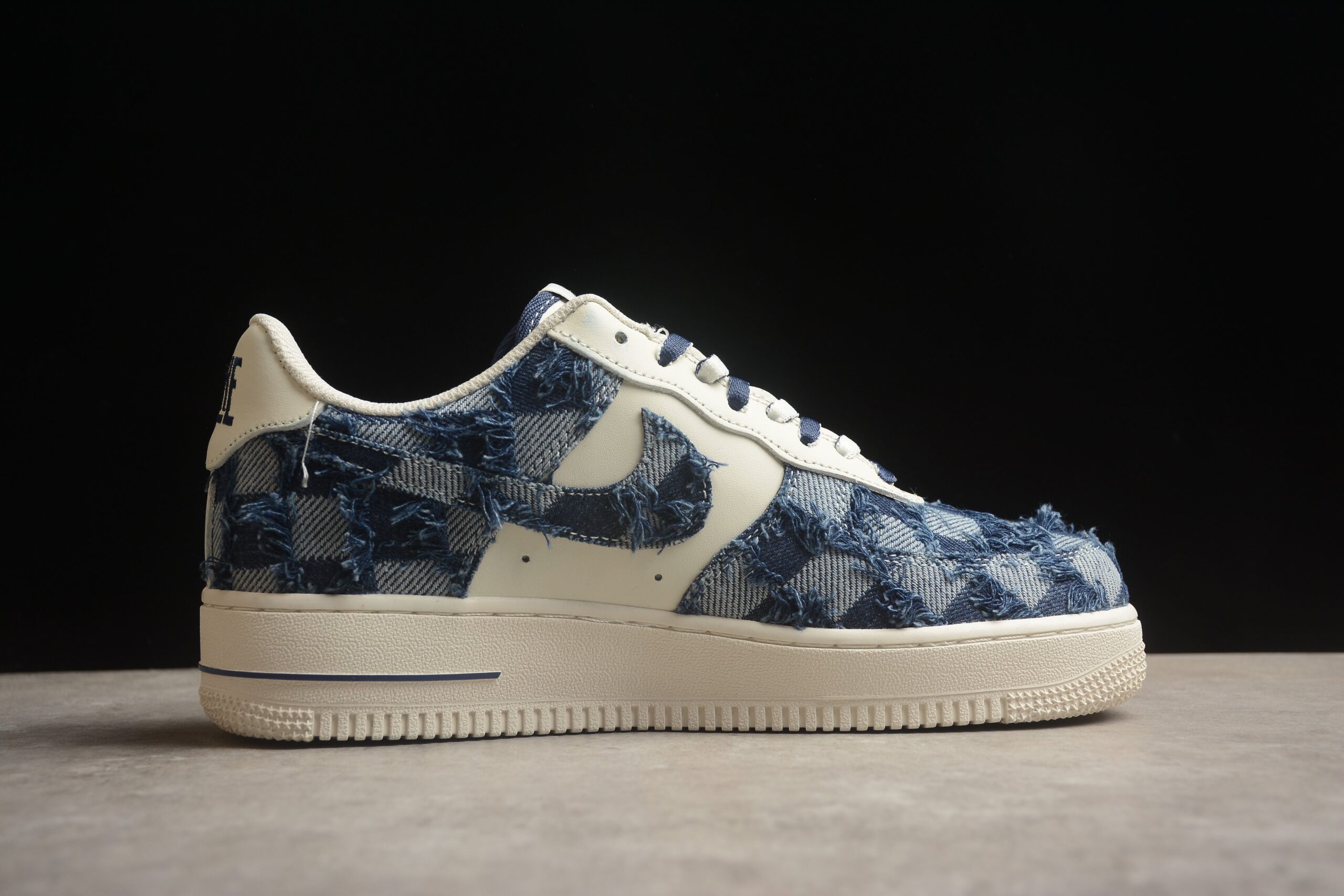 Nk Air Force 1'07 Low "Diamond" FB0607-099