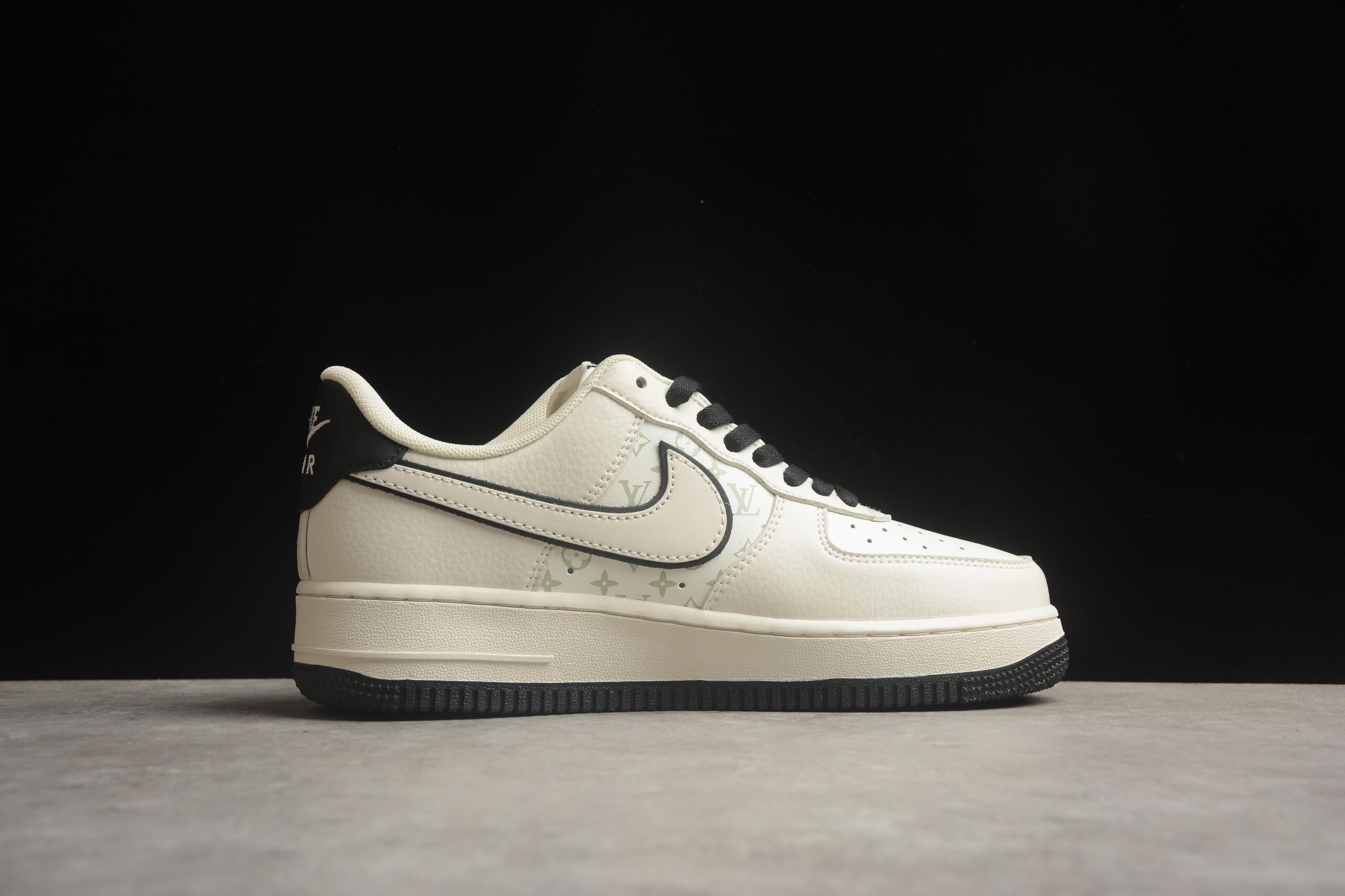 Nk Air Force 1'07 Low FB0788-100