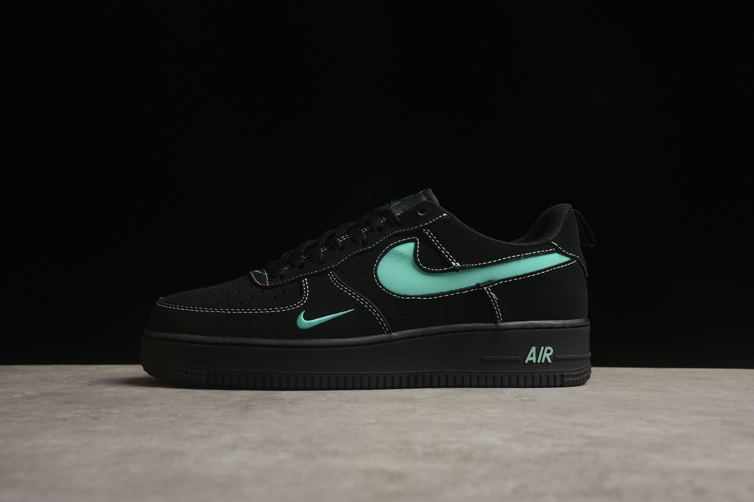 Nk Air Force 1'07 Low FB8971-500 - Image 2
