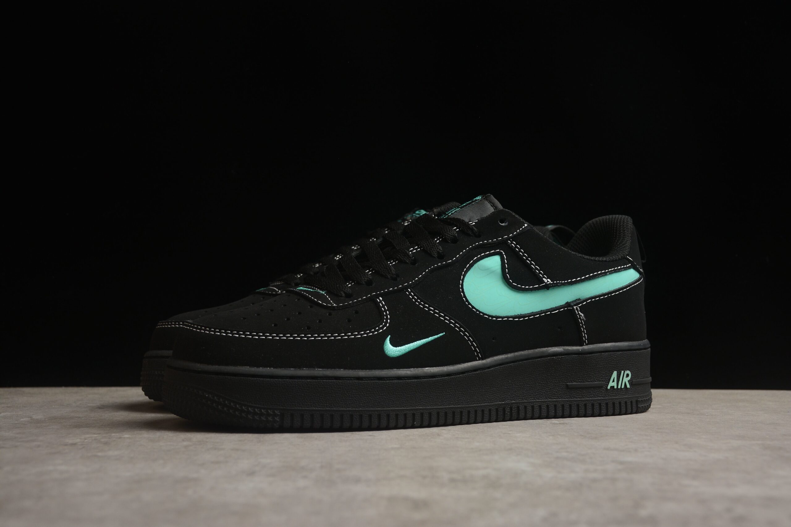 Nk Air Force 1'07 Low FB8971-500 - Image 4