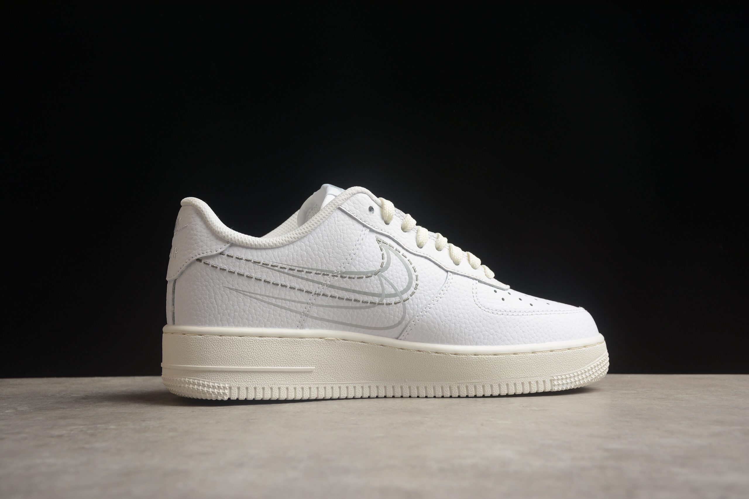 Nk Air Force 1'07 Low FV0951-100
