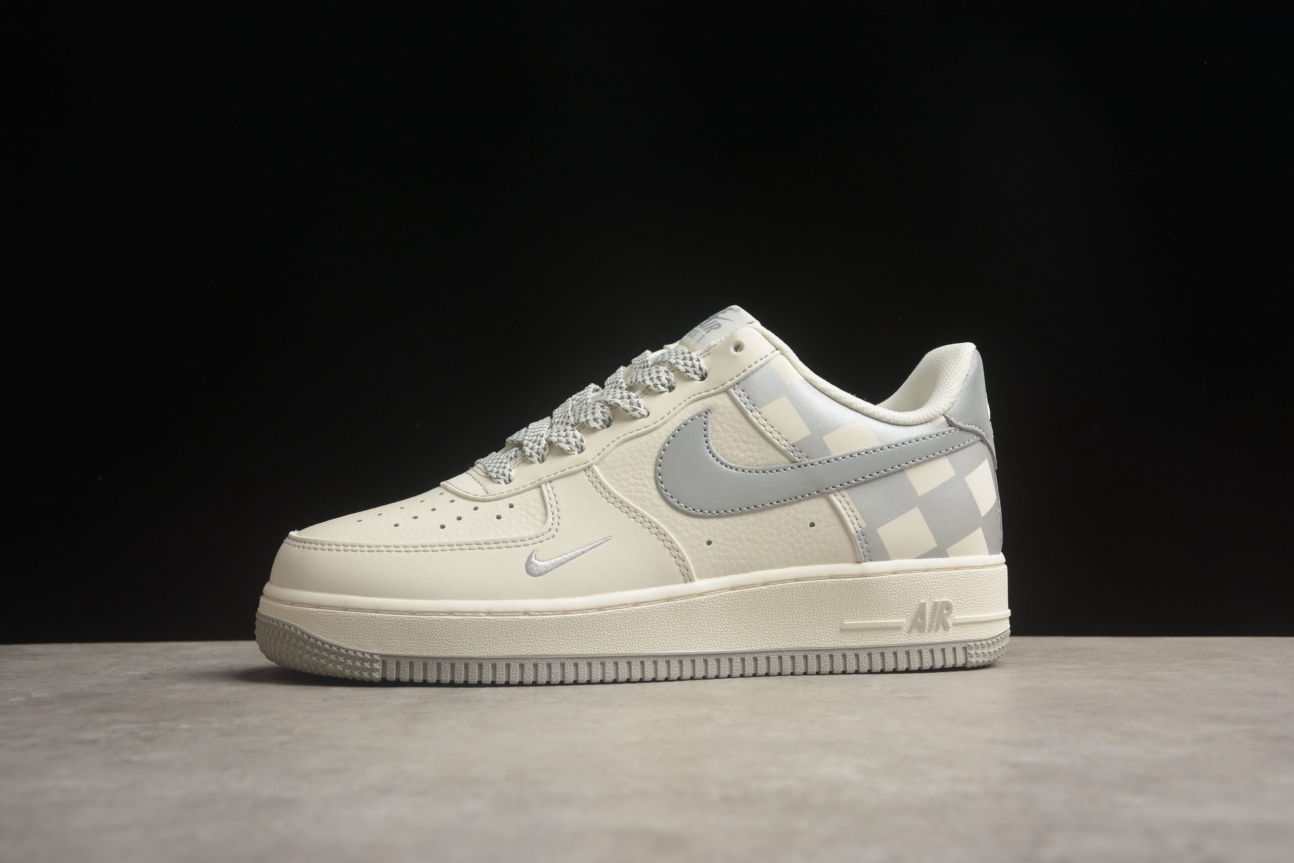 Nk Air Force 1'07 Low GZ5688-077 - Image 2