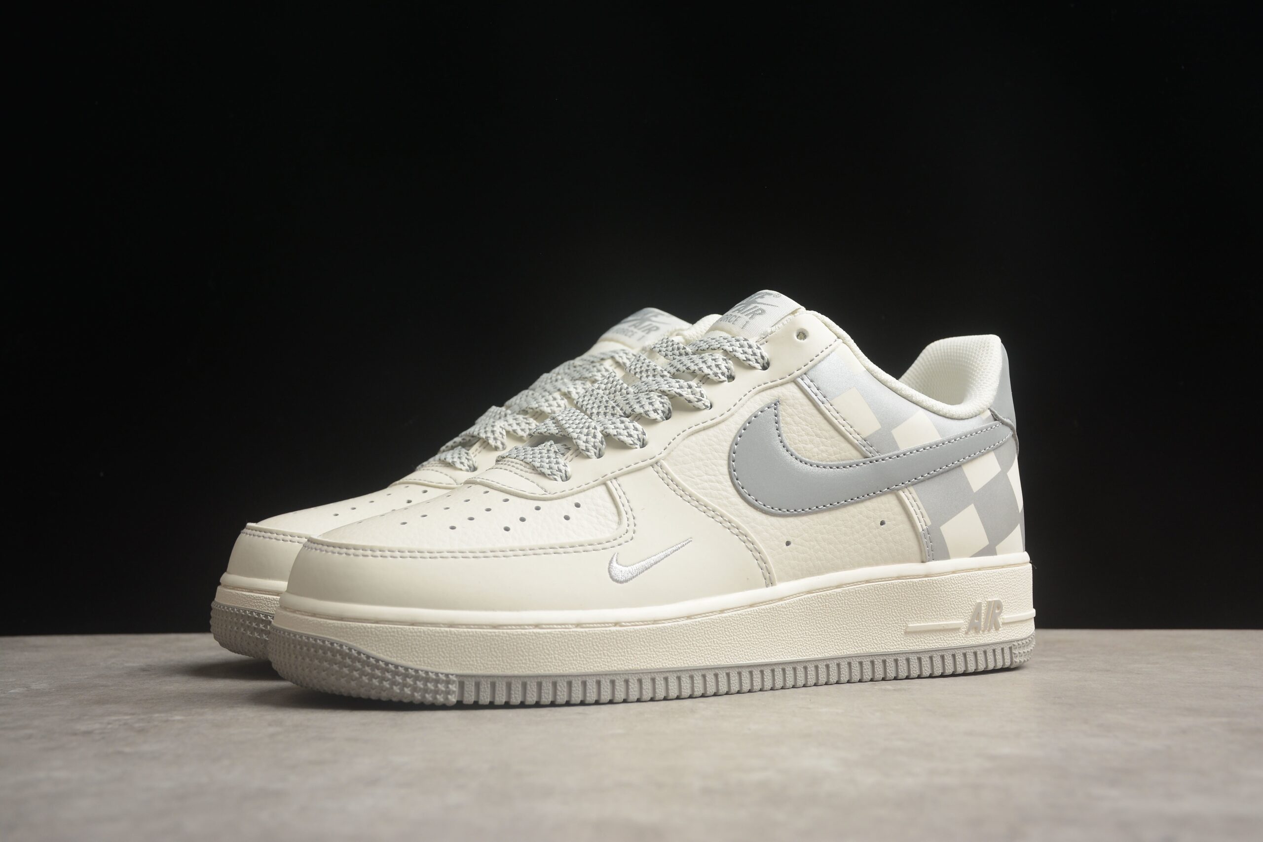 Nk Air Force 1'07 Low GZ5688-077 - Image 4