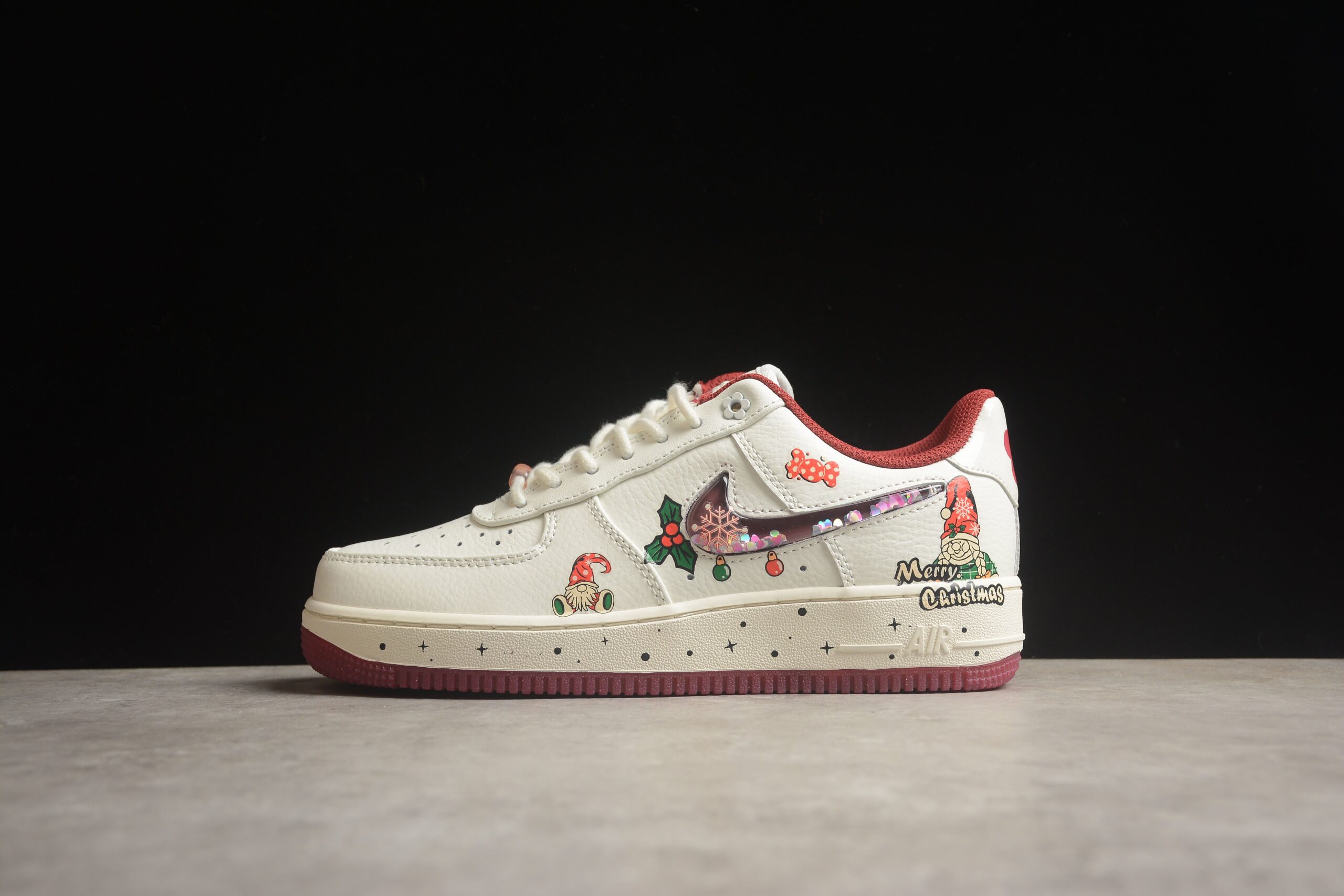 Nk Air Force 1'07 Low "Grandma Christmas" FZ5068-616 - Image 2