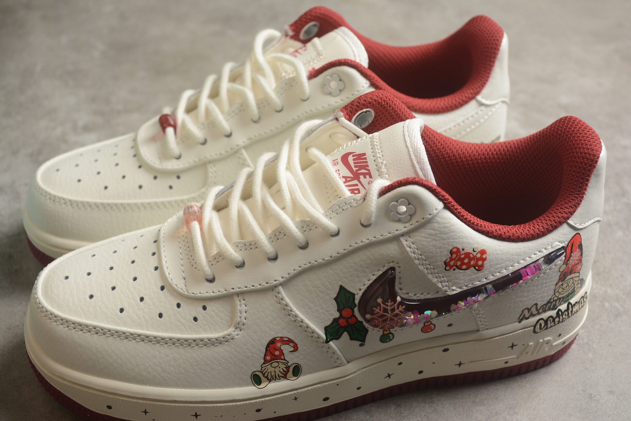 Nk Air Force 1'07 Low "Grandma Christmas" FZ5068-616 - Image 3