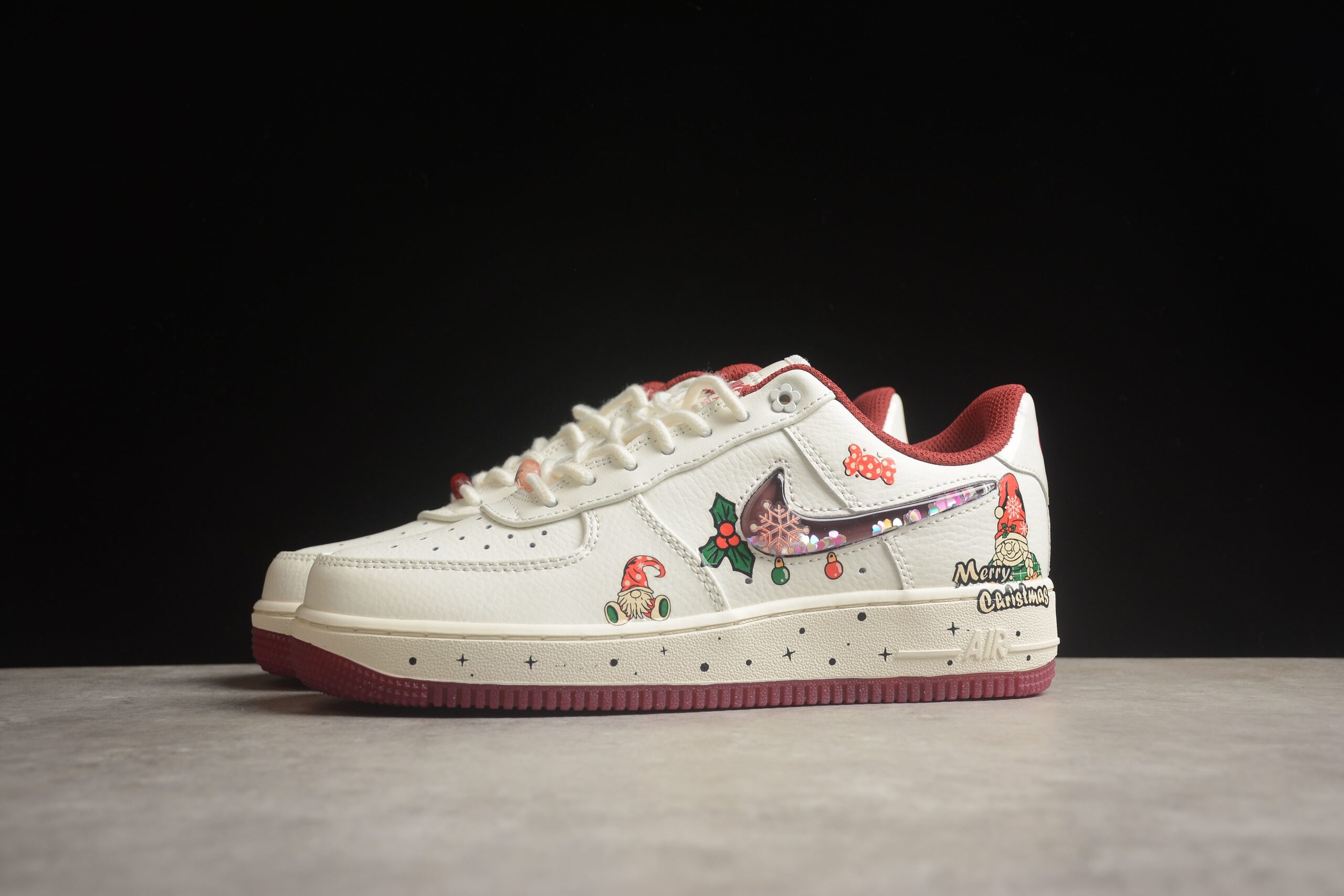 Nk Air Force 1'07 Low "Grandma Christmas" FZ5068-616 - Image 4