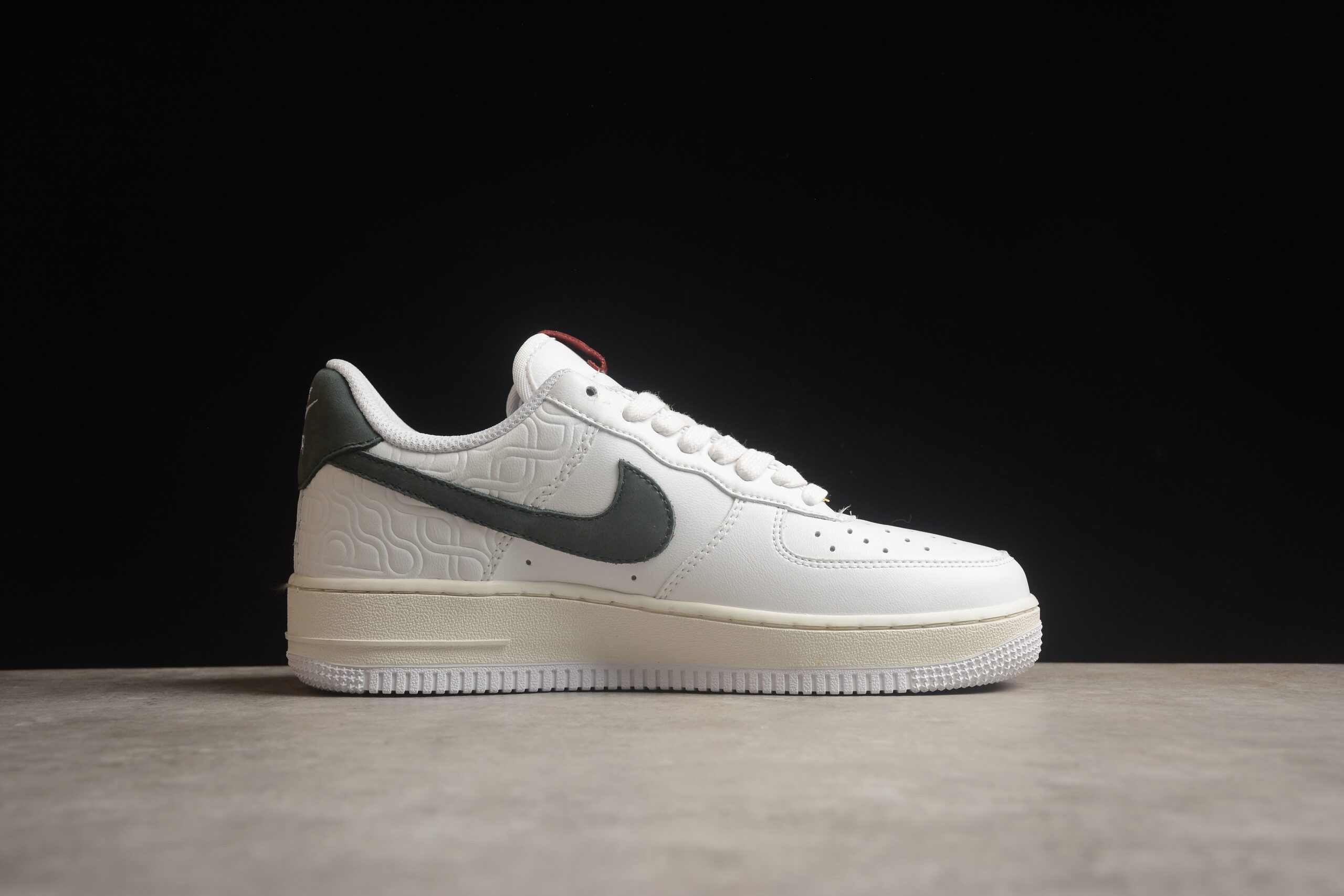 Nk Air Force 1'07 Low HV5979-130