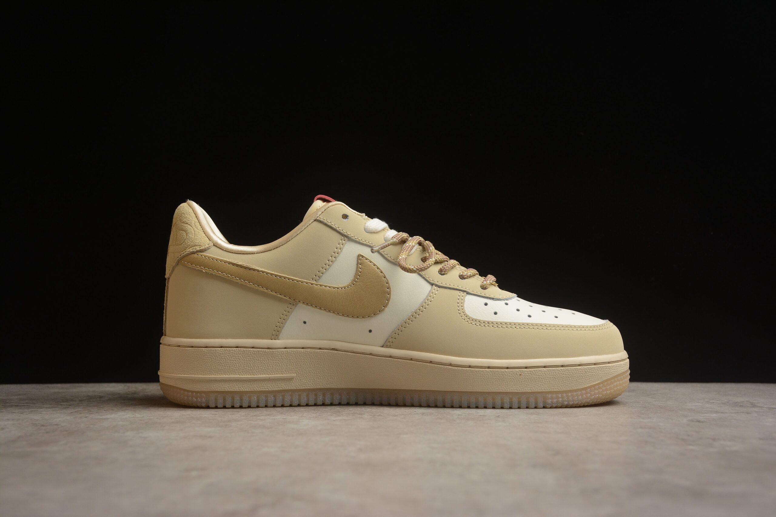Nk Air Force 1'07 Low HV5990-172