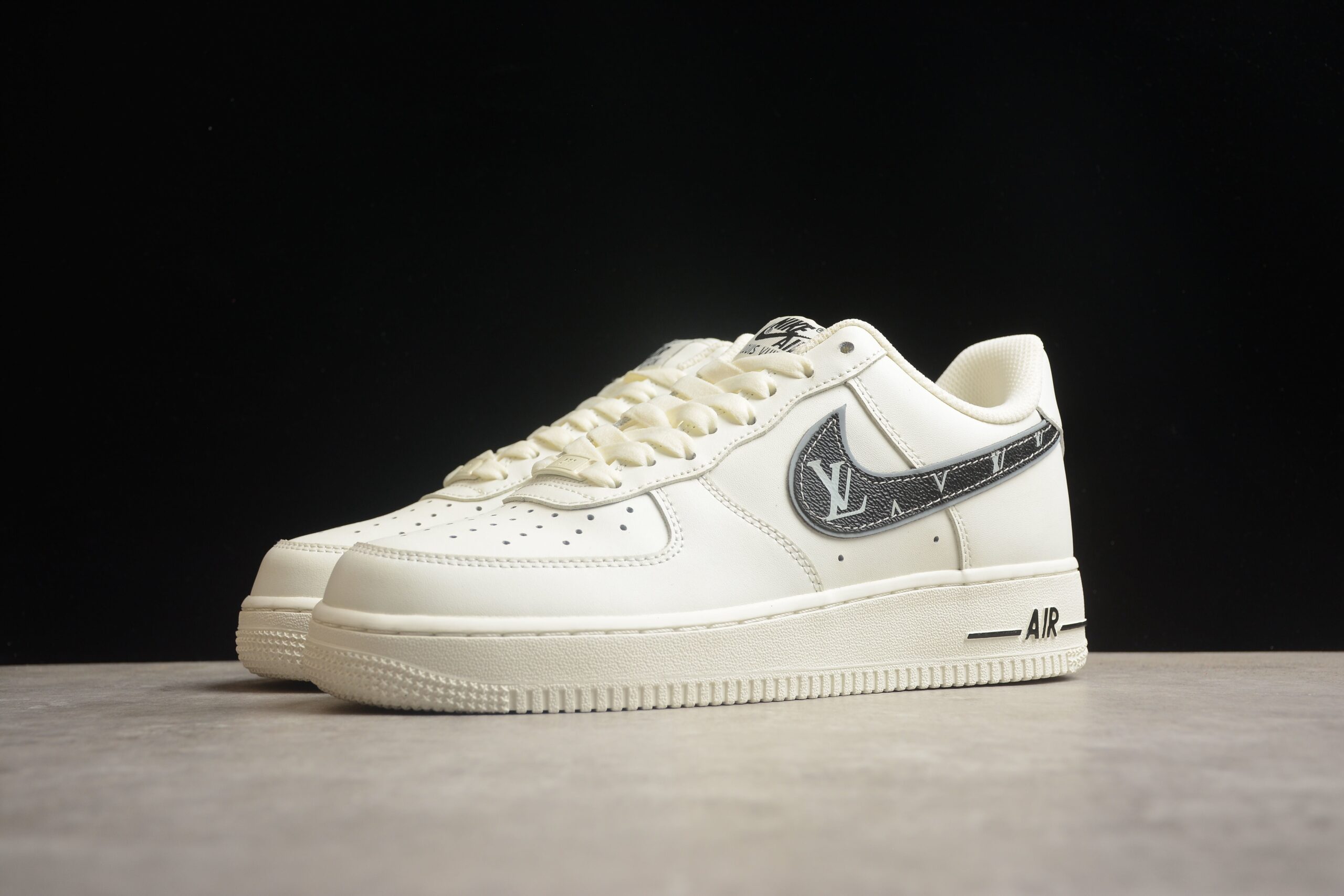 Nk Air Force 1'07 Low KV3696-660 - Image 4