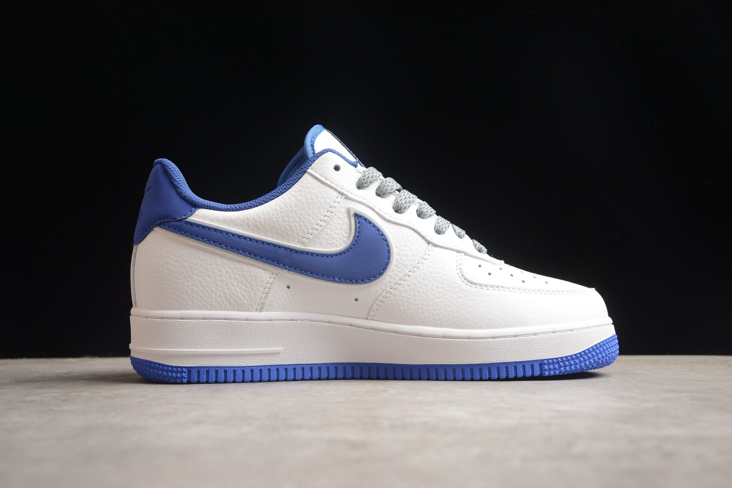 Nk Air Force 1'07 Low LS0216-023