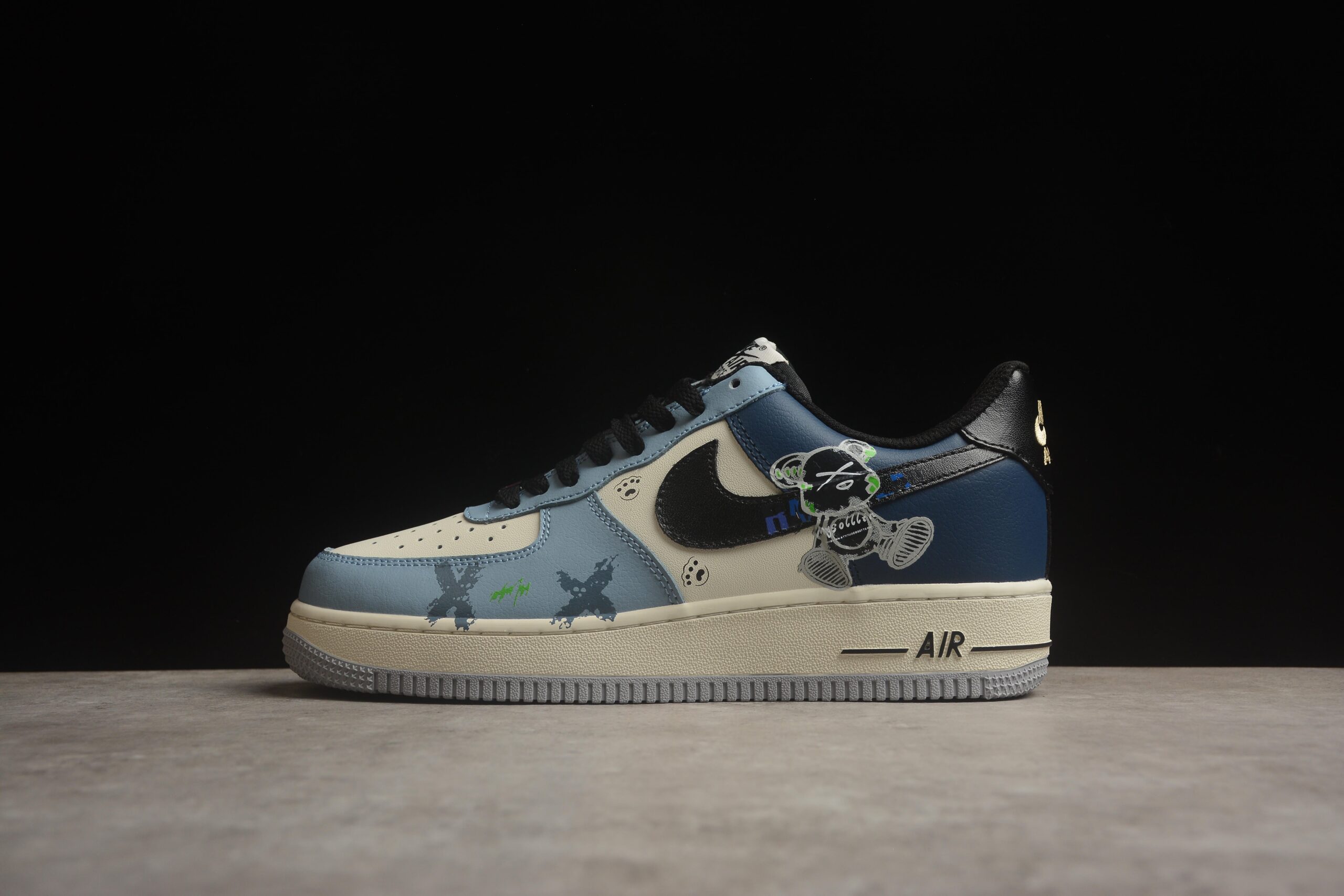 Nk Air Force 1'07 Low "Lonely Bear" XC2351-222 - Image 2