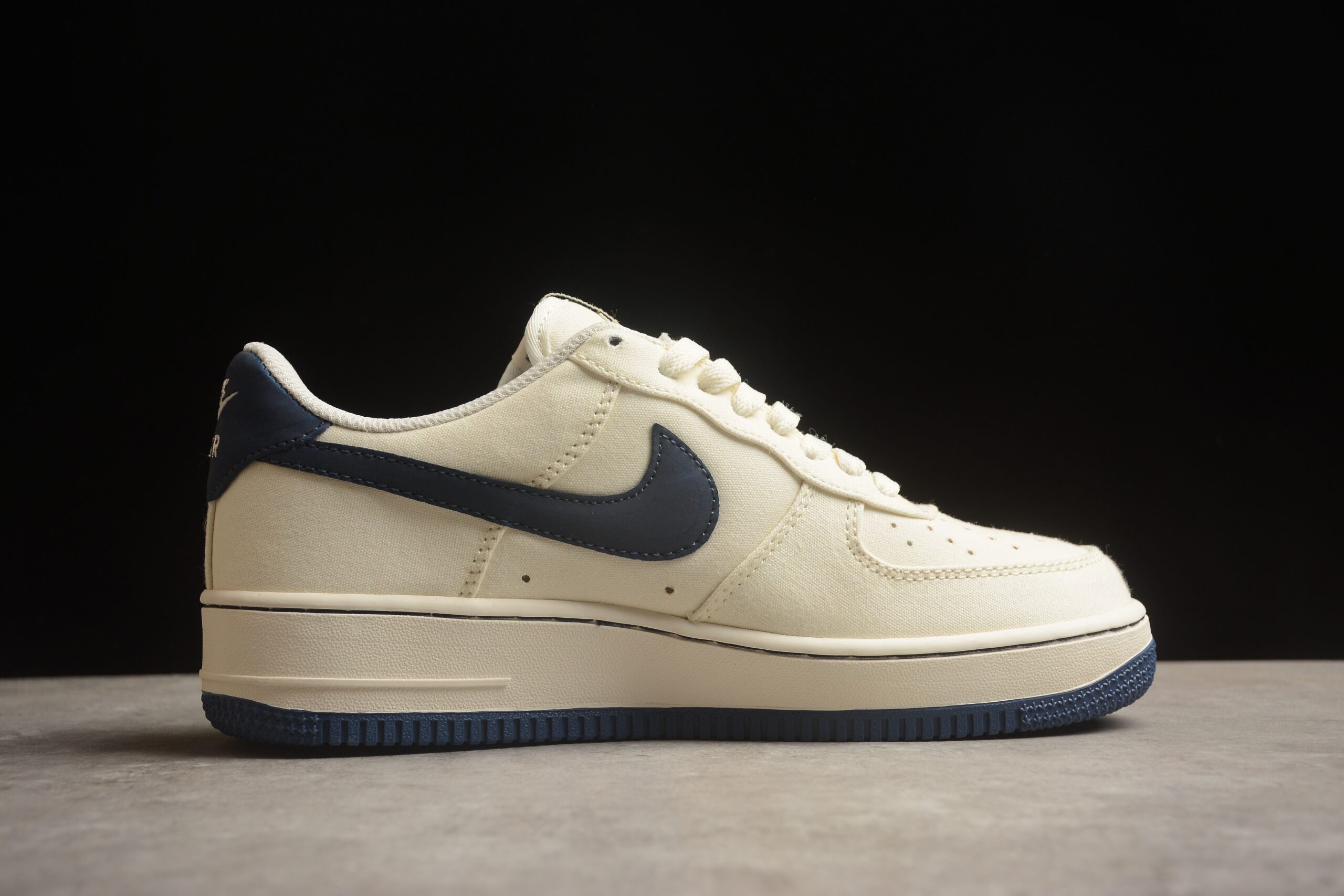 Nk Air Force 1'07 Low ME0112-566