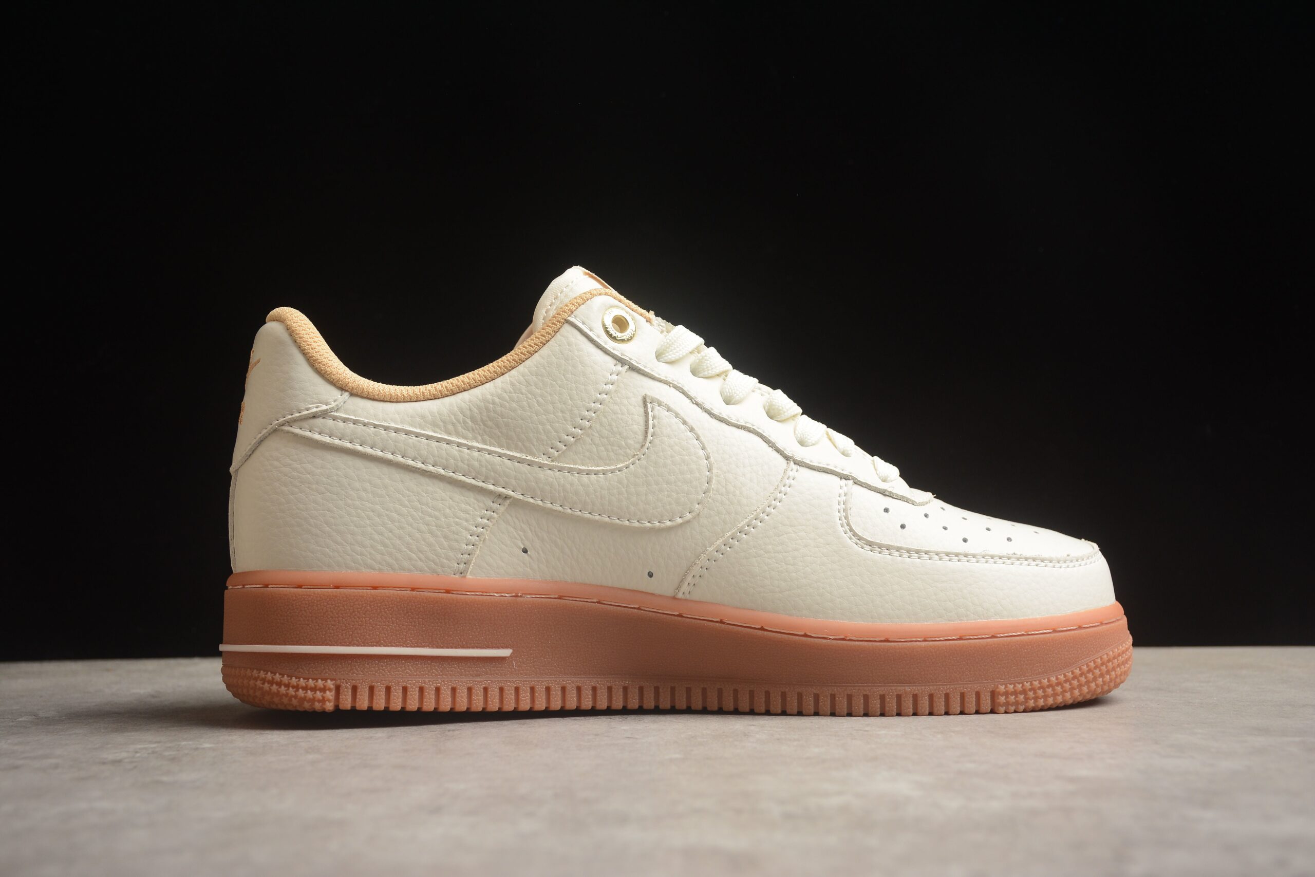 Nk Air Force 1'07 Low "NAI-KE" NK0621-988