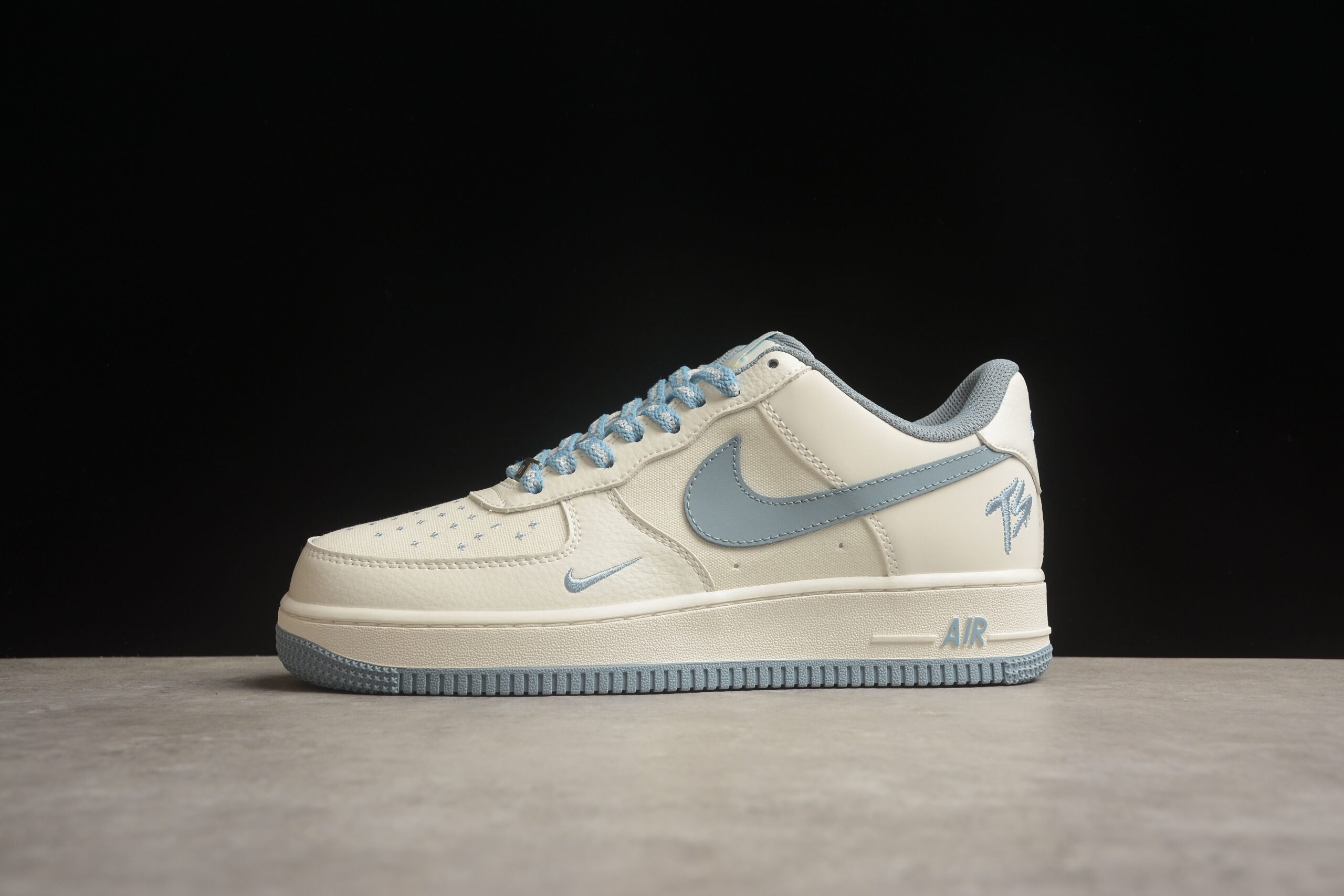 Nk Air Force 1'07 Low PF9055-757 - Image 2