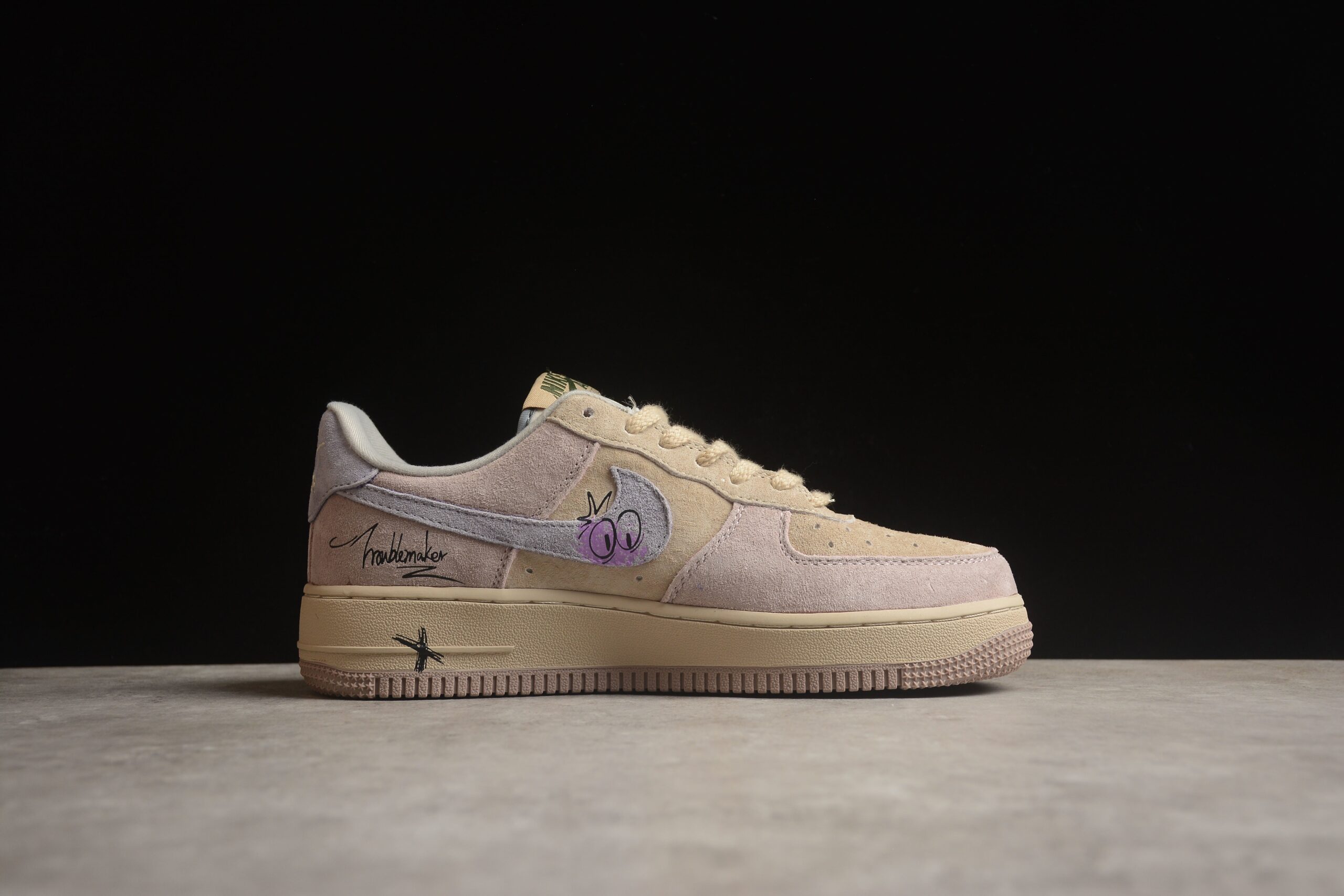 Nk Air Force 1'07 Low "Milk Pig" BD7701-110