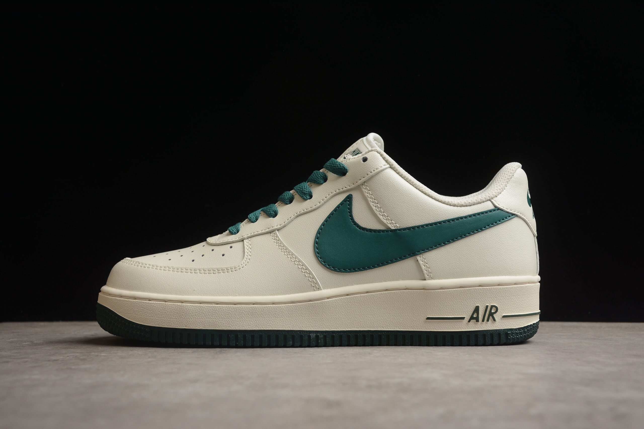 Nk Air Force 1'07 Low SP0758-027 - Image 2