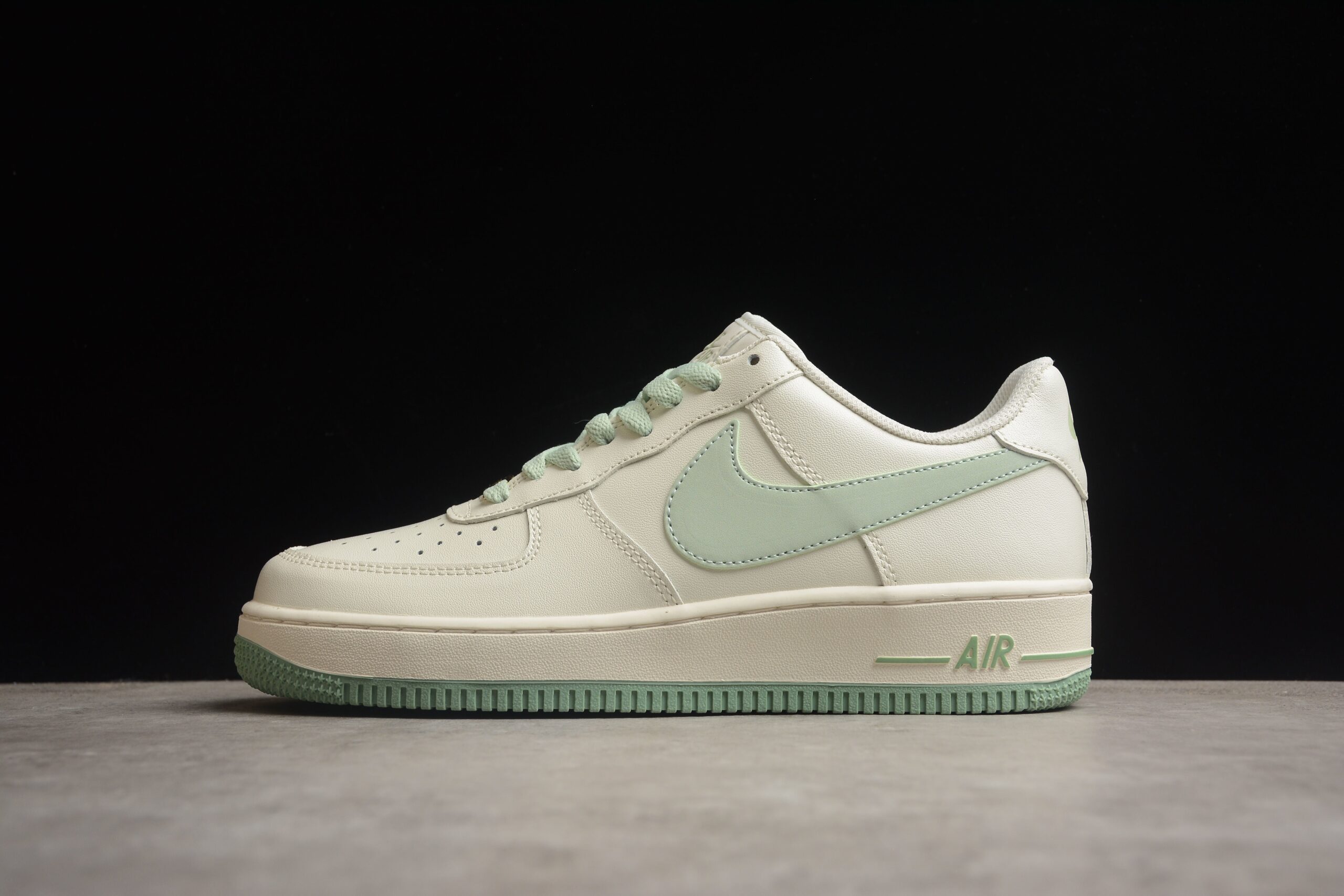 Nk Air Force 1'07 Low SP0758-029 - Image 2