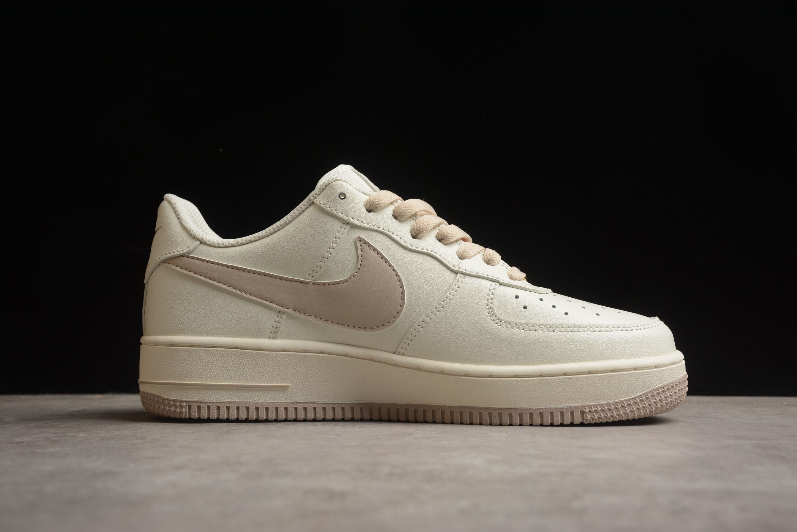 Nk Air Force 1'07 Low SP0758-030