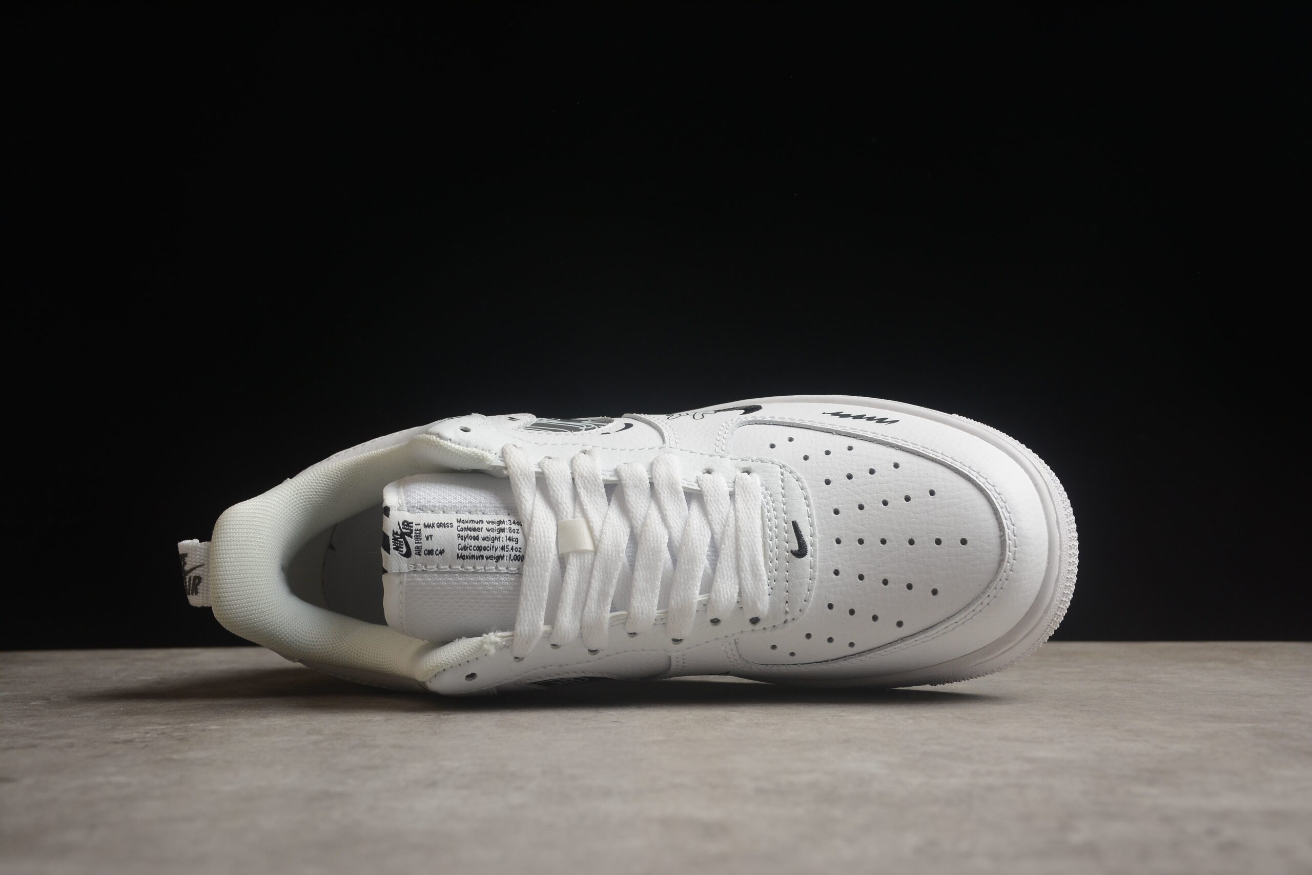 Nk Air Force 1'07 Low "Smiley Face" FB8971-020 - Image 5