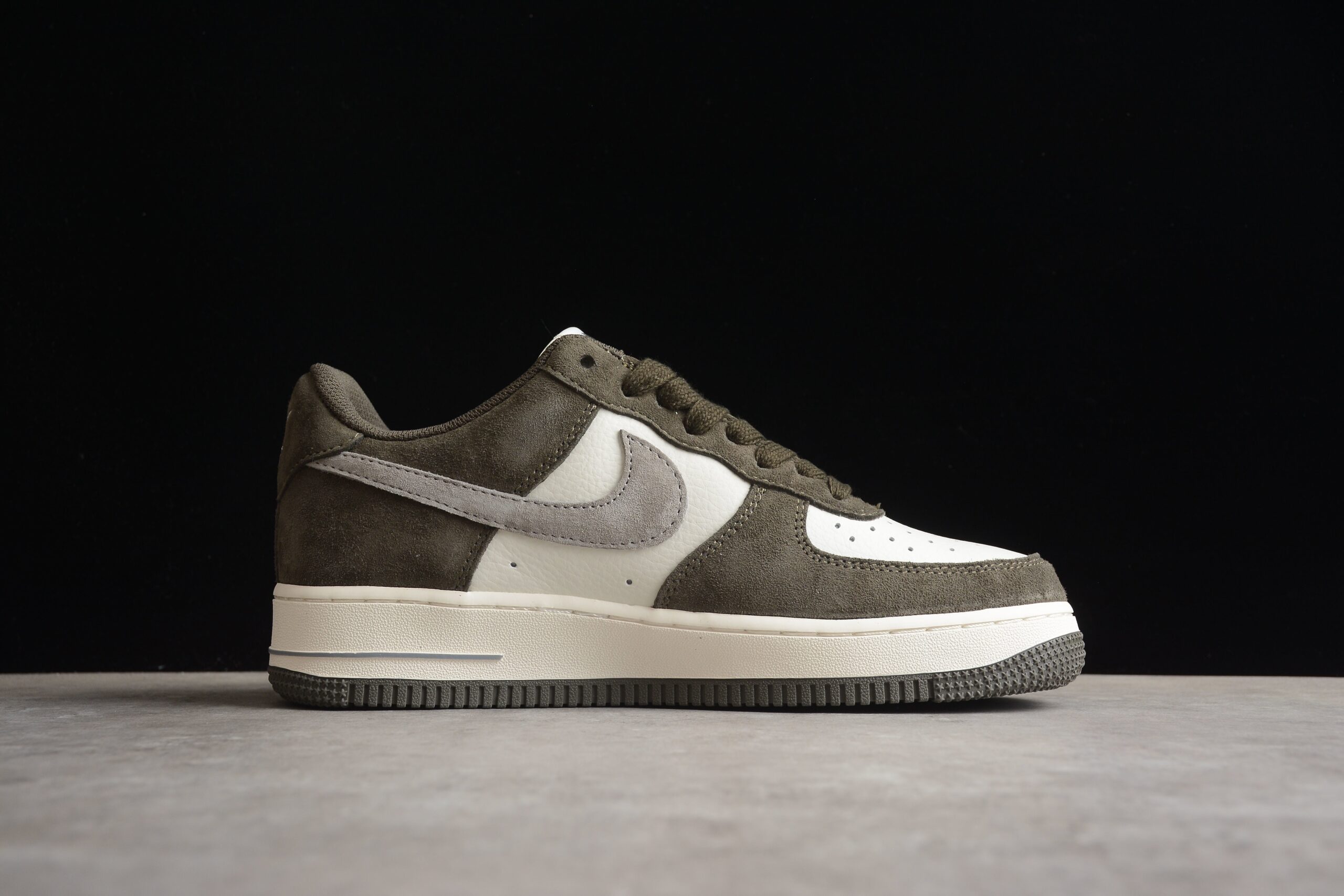 Nk Air Force 1'07 Low TU6995-396