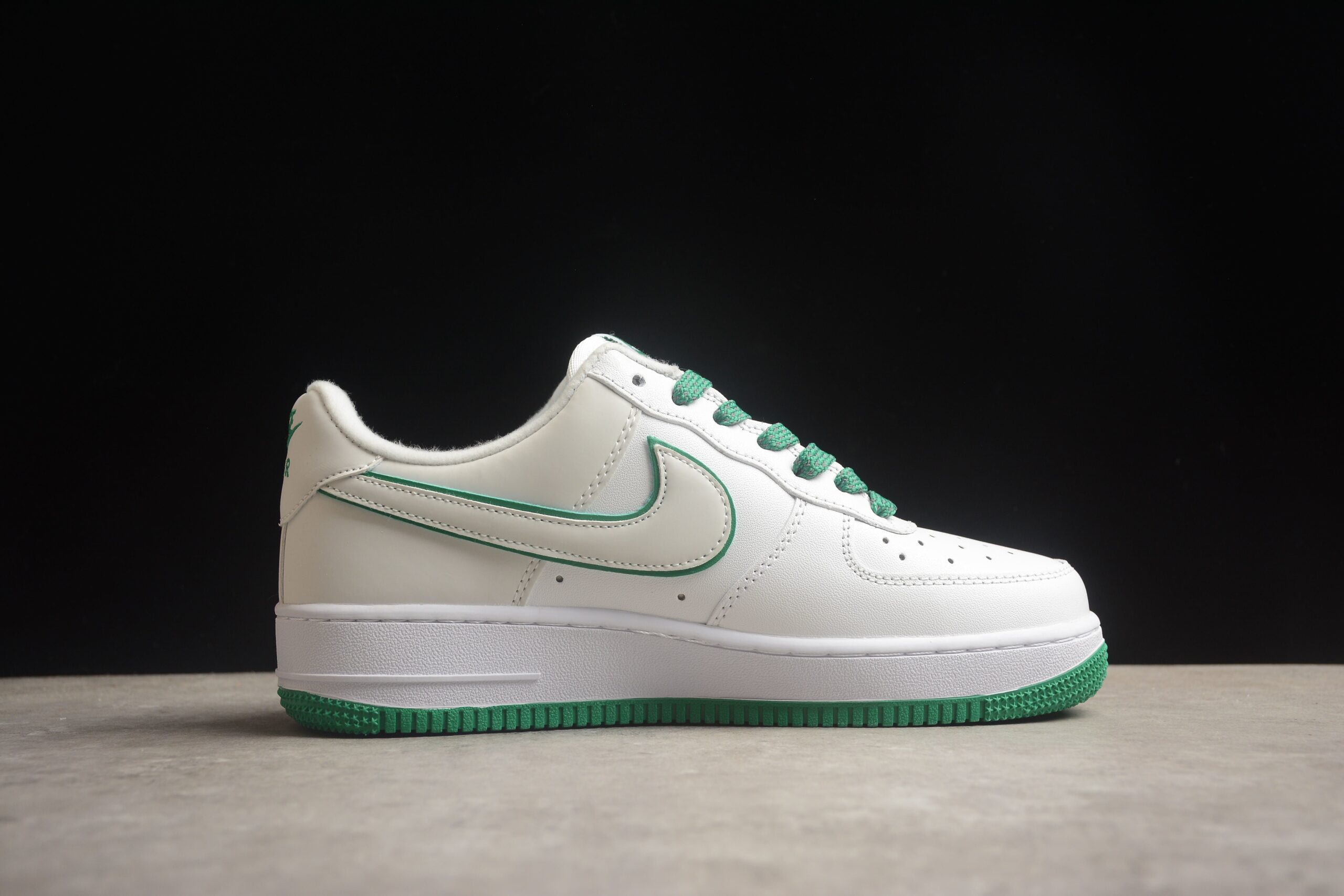 Nk Air Force 1'07 Low YZ8115-001