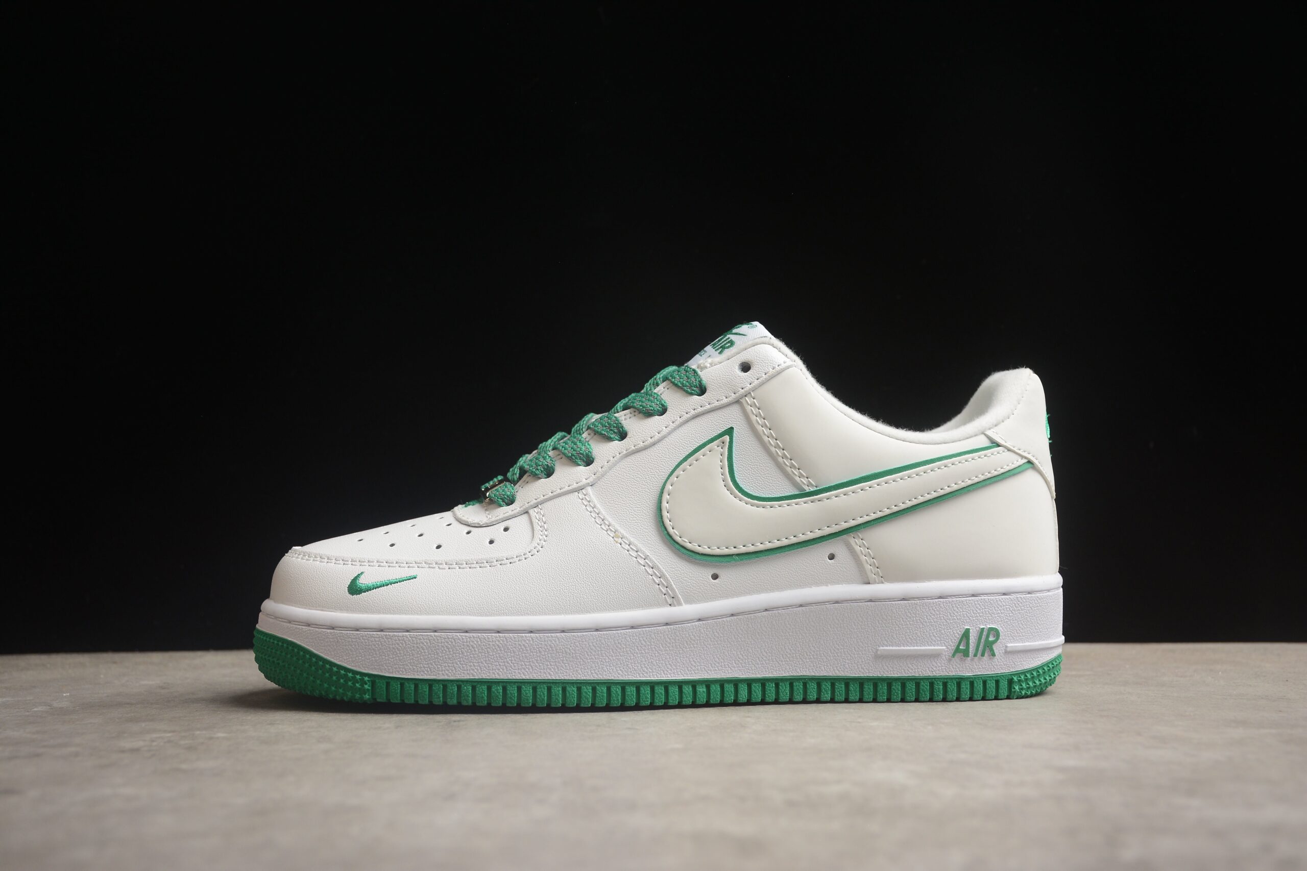 Nk Air Force 1'07 Low YZ8115-001 - Image 2