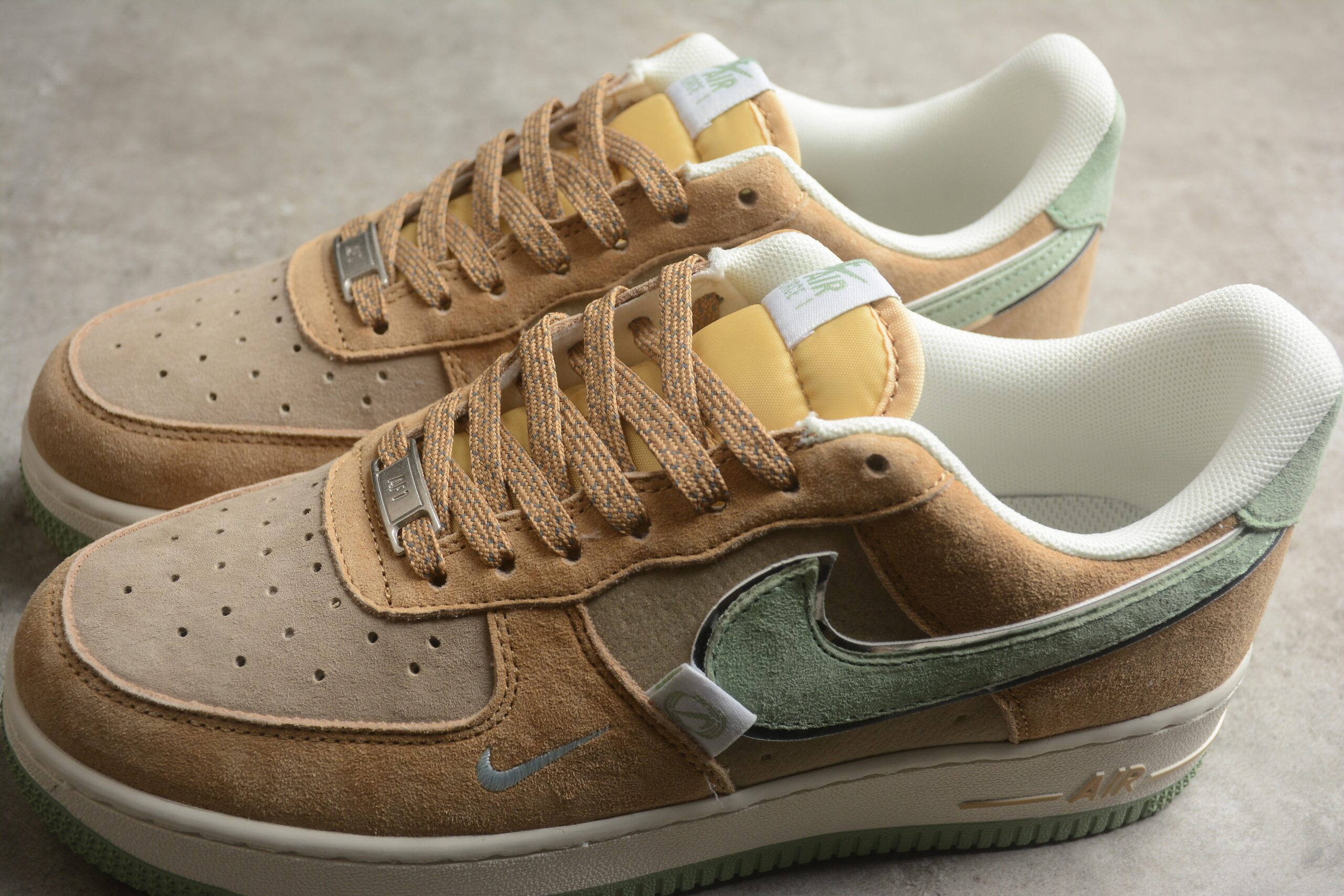 Nk Air Force 1 Low "Christmas Tree" CD1221-222 - Image 3