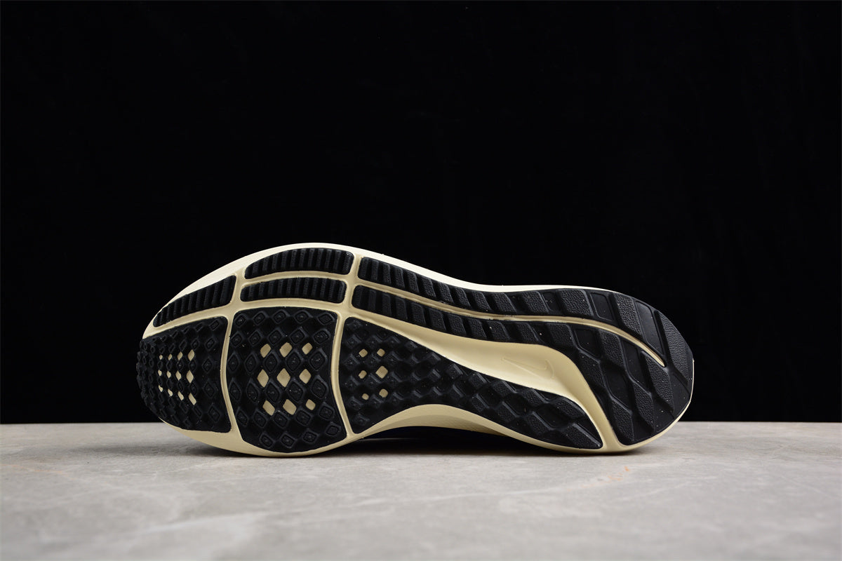 Nk Air Zoom Pegasus 40 FB7179-002 - Image 2