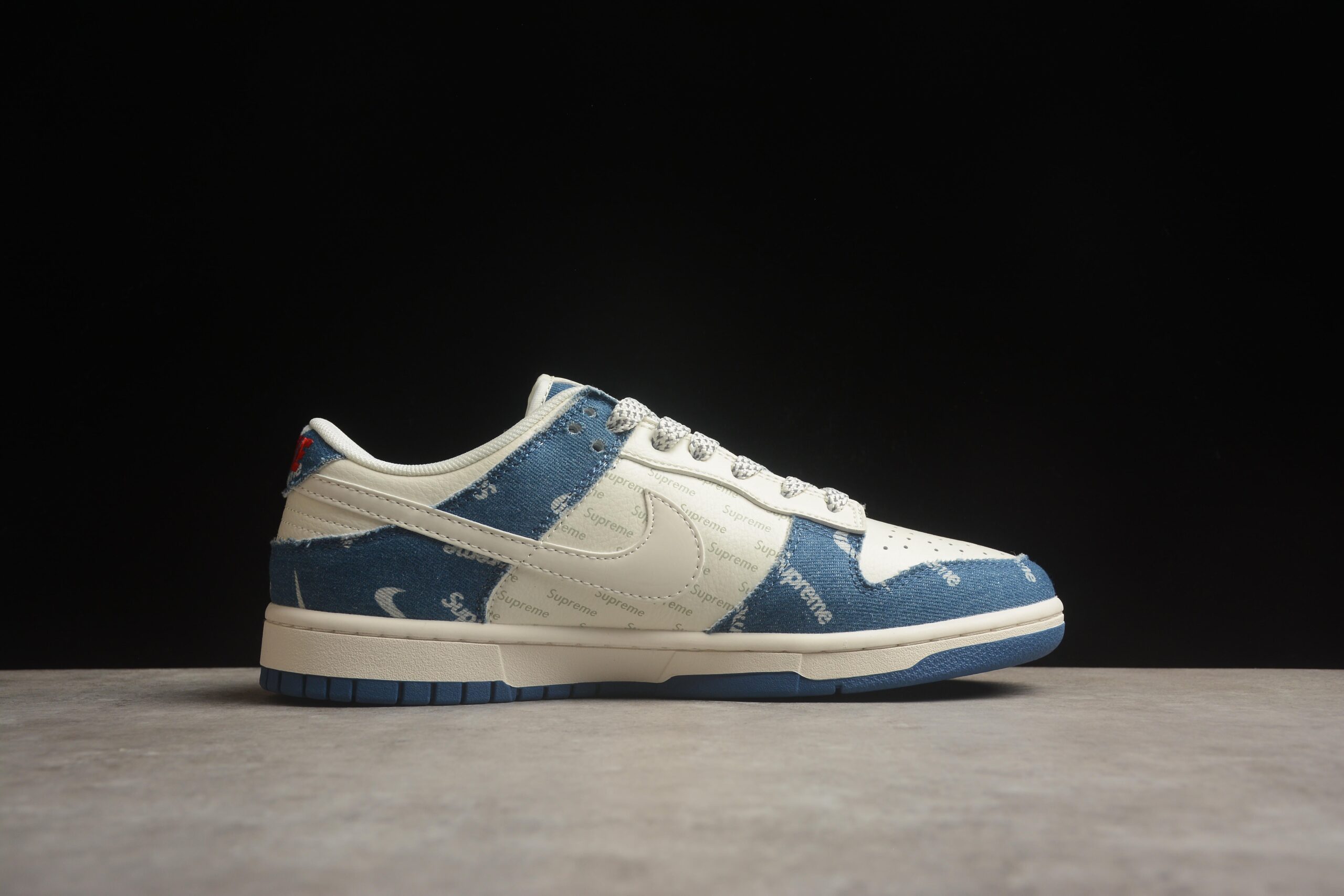 Nk Dunk Low Supreme FC1688-194