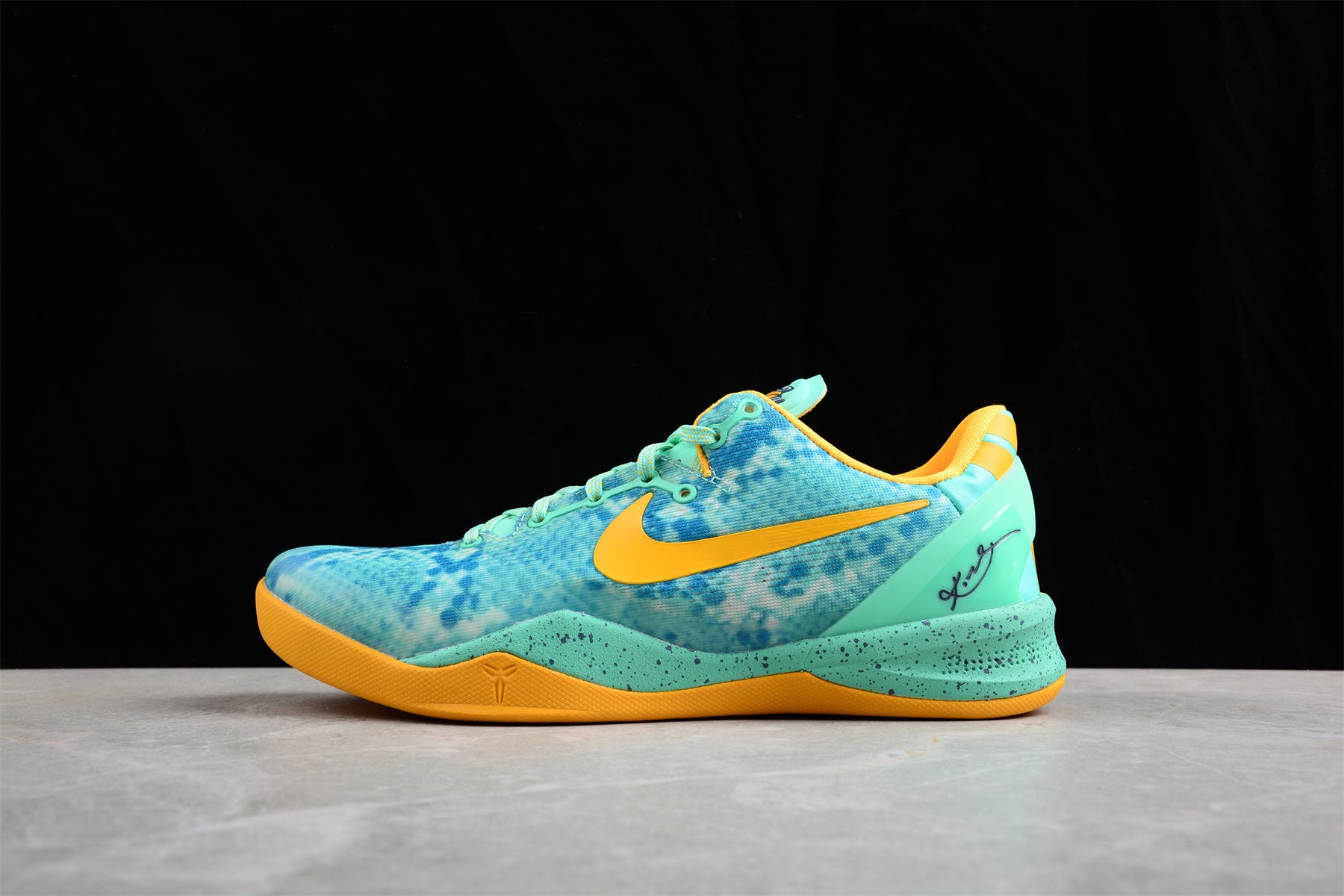 Nk Kobe 8 "SYSTEM" - Image 2